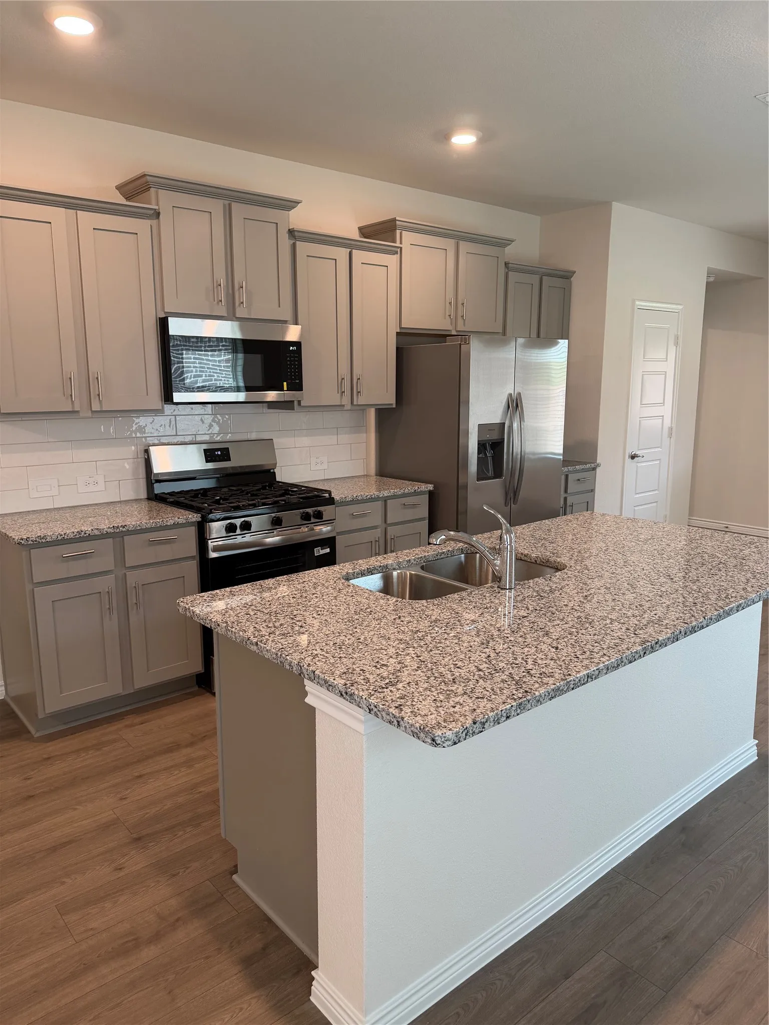 Single Family Residence For Rent in Denton County , 10213 Barron Drive, Aubrey, Texas 76227, 3 Bedroom, 2 Bathroom, 2 Garage spaces, 1,424 Sqft, built in 2026, mls#21280690, Real Estate Agent in Aubrey, Homes For Rent in Denton county, Homes For Rent in Aubrey, Realtor in Aubrey Texas, Real Estate Brokerage Independent Realty Texas, Luminita Cordes Realtor