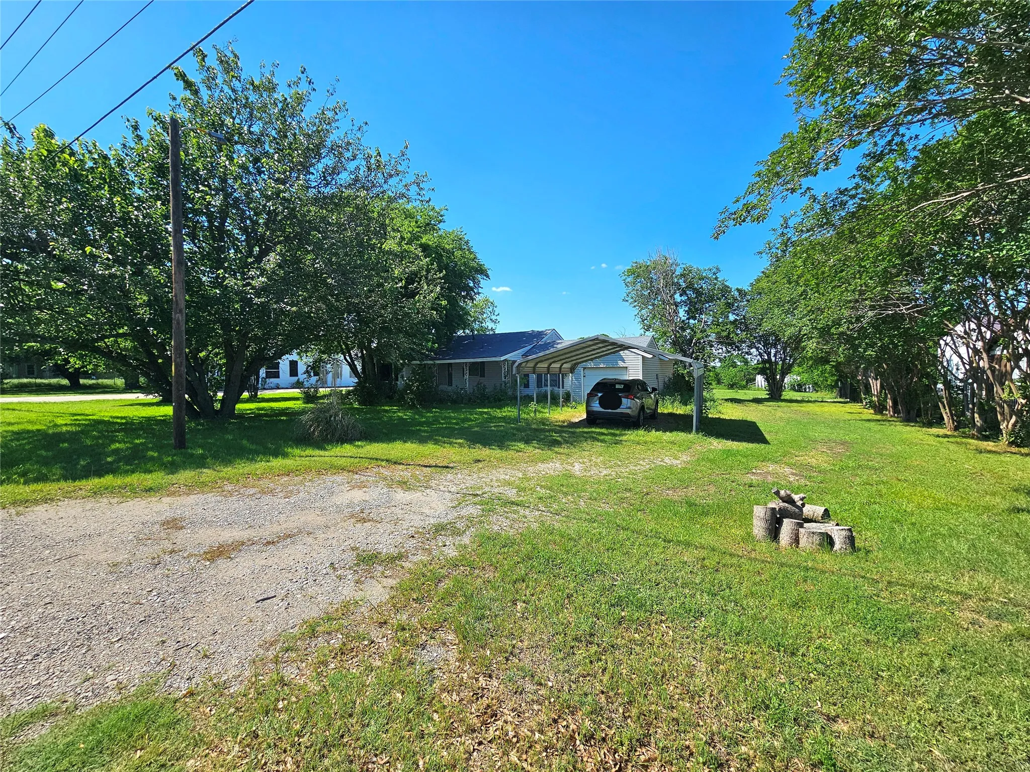 Single Family Residence For Sale in Collin County , 1605 Bozman Road, Wylie, Texas 75098, 3 Bedroom, 1 Bathroom, 1 Garage spaces, 1,590 Sqft, built in 1961, mls#21267950, Real Estate Agent in Wylie, Homes For Sale in Collin county, Homes For Sale in Wylie, Realtor in Wylie Texas, Real Estate Brokerage Independent Realty Texas, Luminita Cordes Realtor