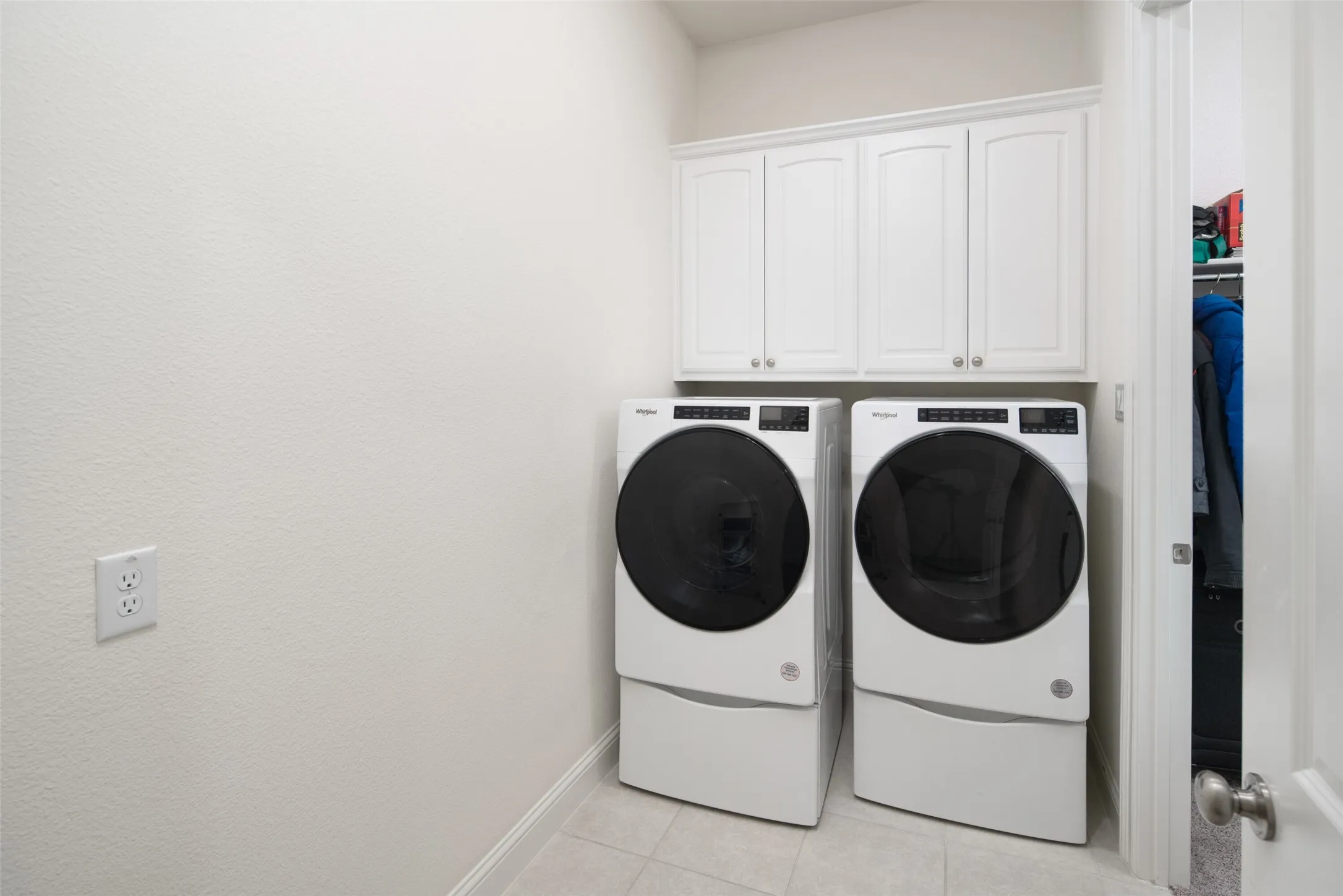 Single Family Residence For Sale in Collin County , 810 Rudder Court, Allen, Texas 75013, 3 Bedroom, 3 Bathroom, 3 Garage spaces, 3,138 Sqft, built in 2018, mls#21282721, Real Estate Agent in Allen, Homes For Sale in Collin county, Homes For Sale in Allen, Realtor in Allen Texas, Real Estate Brokerage Independent Realty Texas, Luminita Cordes Realtor