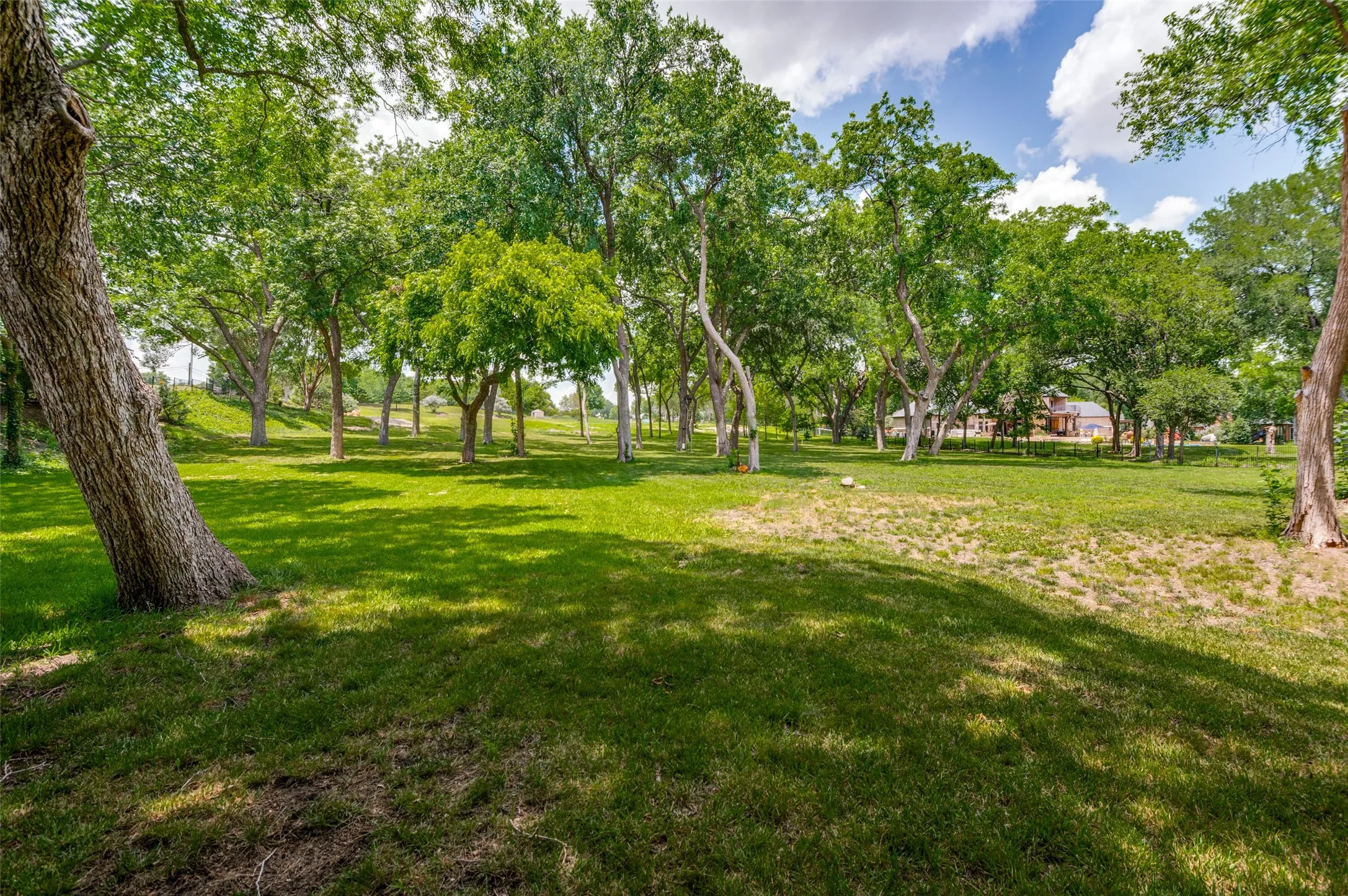 Improved Land For Sale in Collin County , 2627 Twelve Oaks Lane, Celina, Texas 75078, 0, 0, Garage spaces, 0 Sqft, built in 2005, Price $3,600,000, mls#21284873, Real Estate Agent in Celina, Homes For Sale in Collin county, Homes For Sale in Celina, Realtor in Celina Texas, Real Estate Brokerage Independent Realty Texas, Luminita Cordes Realtor