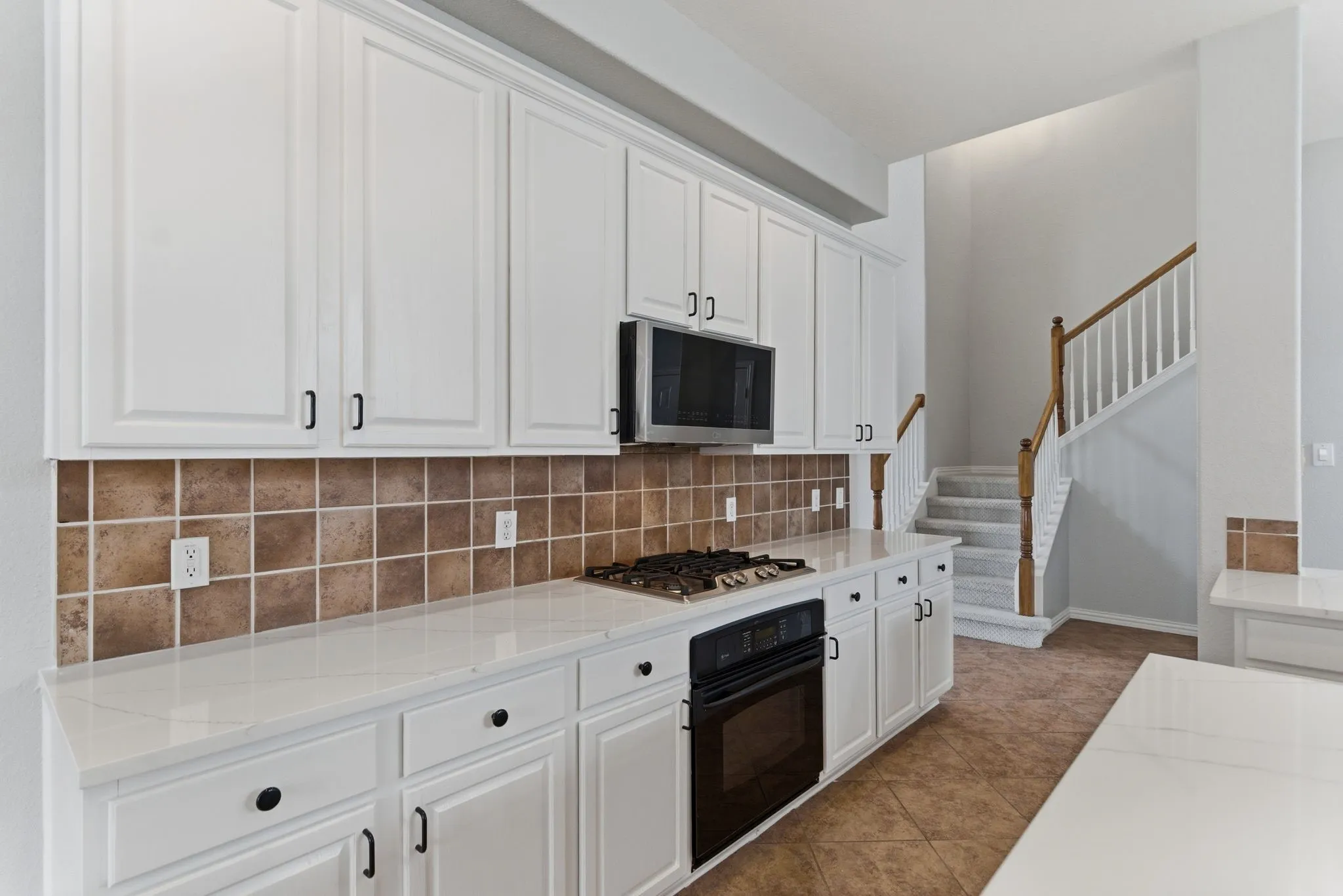 Single Family Residence For Sale in Denton County , 1117 Apache Lake Drive, Carrollton, Texas 75010, 5 Bedroom, 5 Bathroom, 3 Garage spaces, 4,347 Sqft, built in 2002, mls#21284922, Real Estate Agent in Carrollton, Homes For Sale in Denton county, Homes For Sale in Carrollton, Realtor in Carrollton Texas, Real Estate Brokerage Independent Realty Texas, Luminita Cordes Realtor