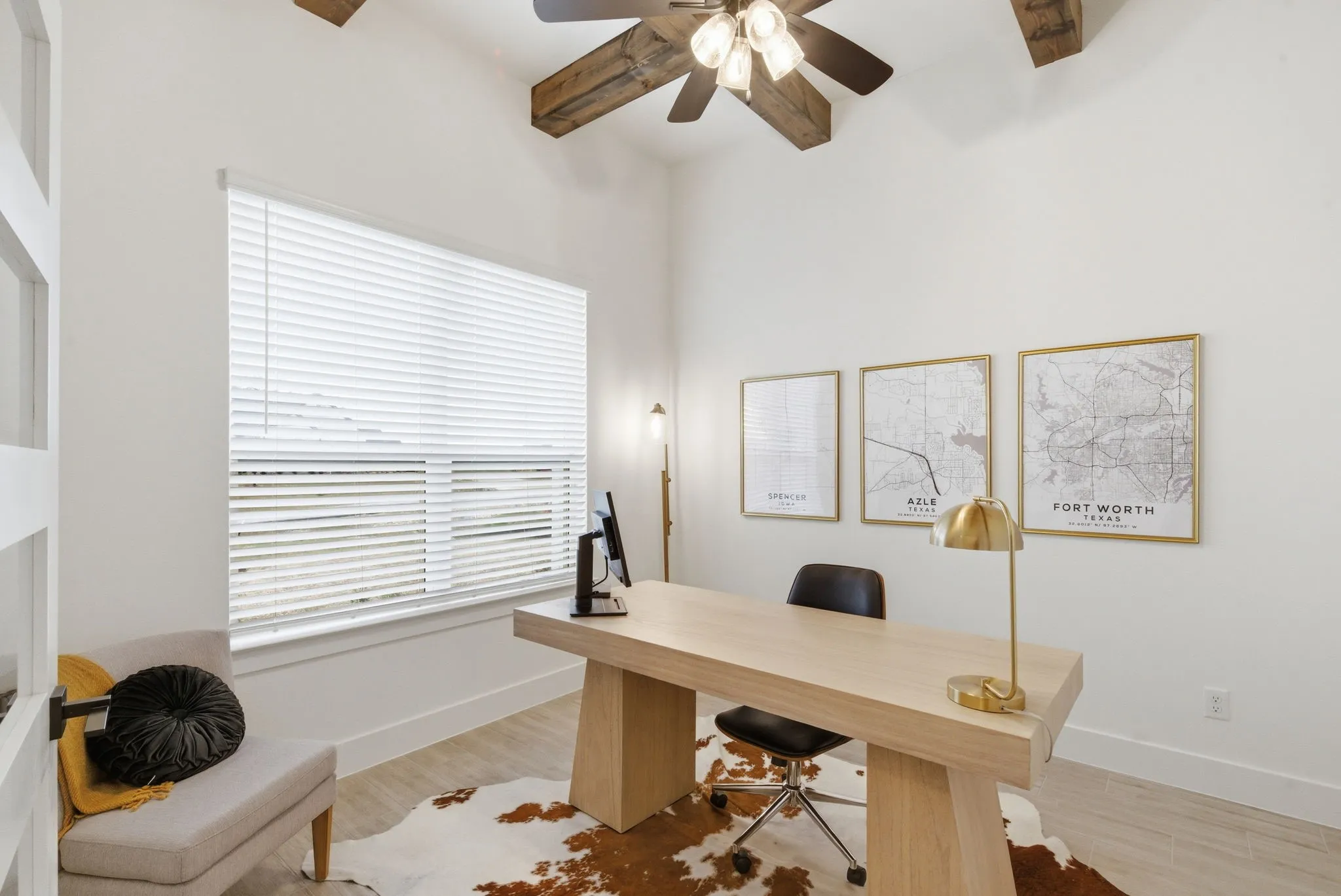 Single Family Residence For Sale in Parker County , 815 Wind River Pass, Azle, Texas 76020, 4 Bedroom, 3 Bathroom, 3 Garage spaces, 2,764 Sqft, built in 2023, mls#21284935, Real Estate Agent in Azle, Homes For Sale in Parker county, Homes For Sale in Azle, Realtor in Azle Texas, Real Estate Brokerage Independent Realty Texas, Luminita Cordes Realtor