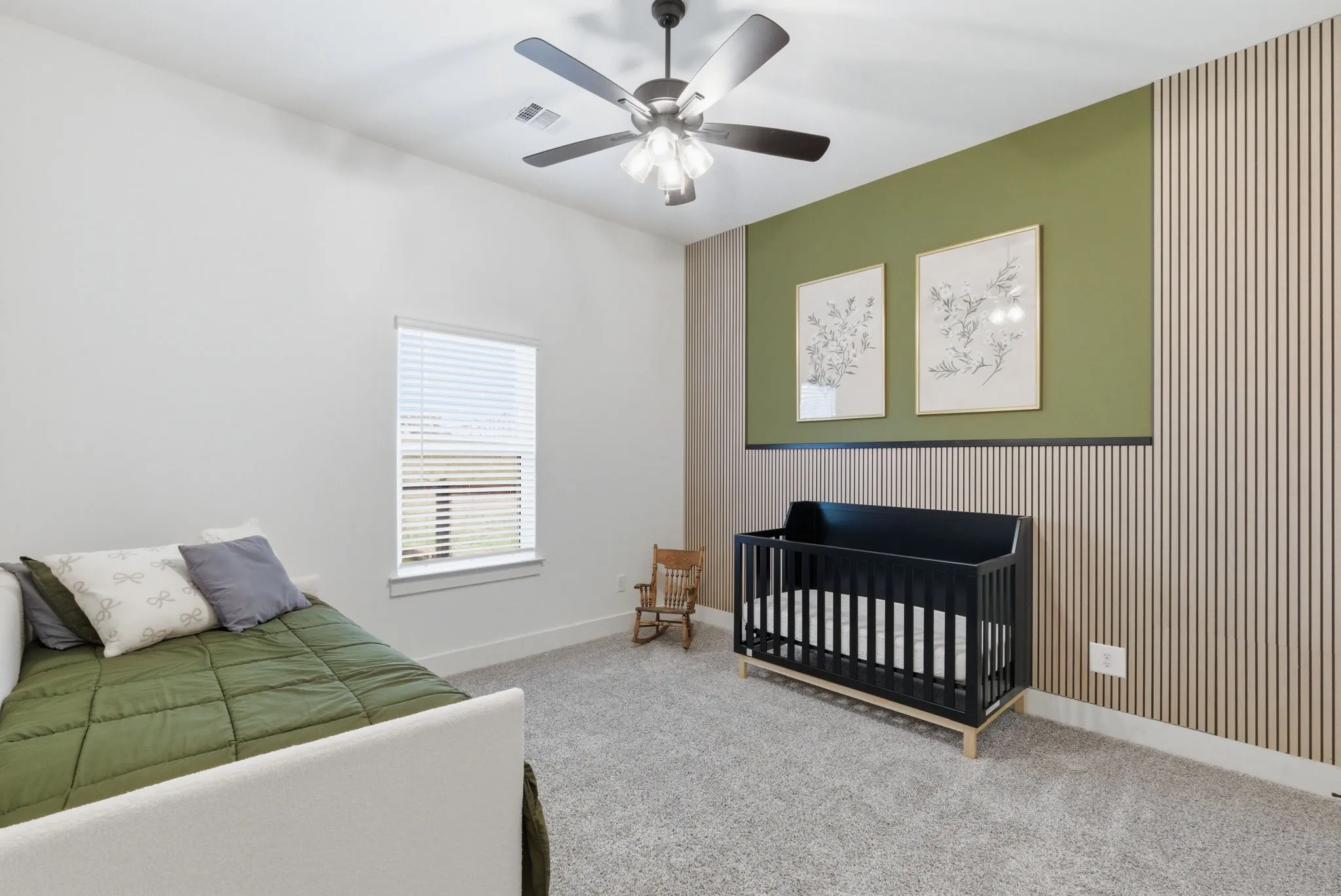 Single Family Residence For Sale in Parker County , 815 Wind River Pass, Azle, Texas 76020, 4 Bedroom, 3 Bathroom, 3 Garage spaces, 2,764 Sqft, built in 2023, mls#21284935, Real Estate Agent in Azle, Homes For Sale in Parker county, Homes For Sale in Azle, Realtor in Azle Texas, Real Estate Brokerage Independent Realty Texas, Luminita Cordes Realtor