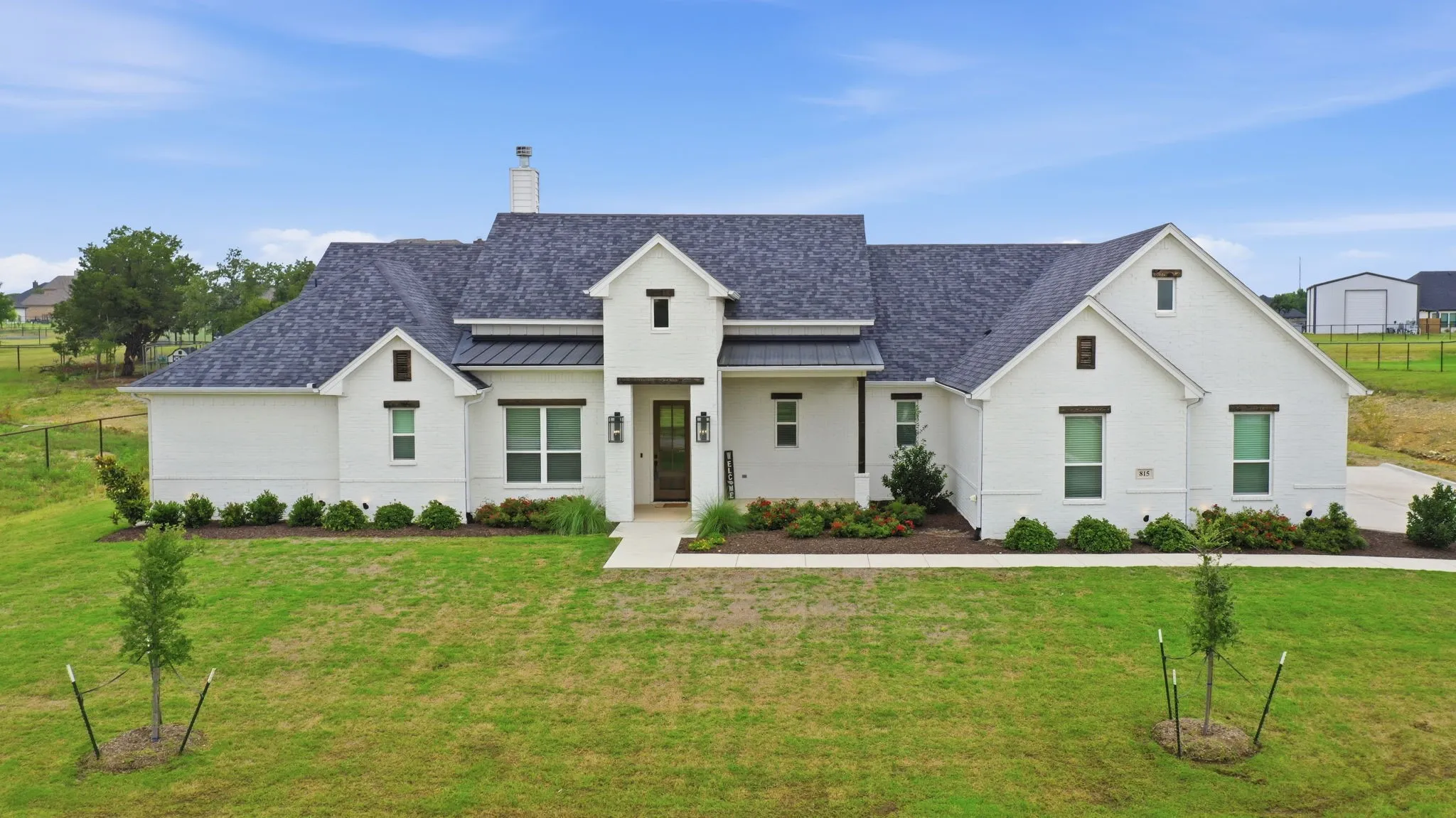 Single Family Residence For Sale in Parker County , 815 Wind River Pass, Azle, Texas 76020, 4 Bedroom, 3 Bathroom, 3 Garage spaces, 2,764 Sqft, built in 2023, mls#21284935, Real Estate Agent in Azle, Homes For Sale in Parker county, Homes For Sale in Azle, Realtor in Azle Texas, Real Estate Brokerage Independent Realty Texas, Luminita Cordes Realtor