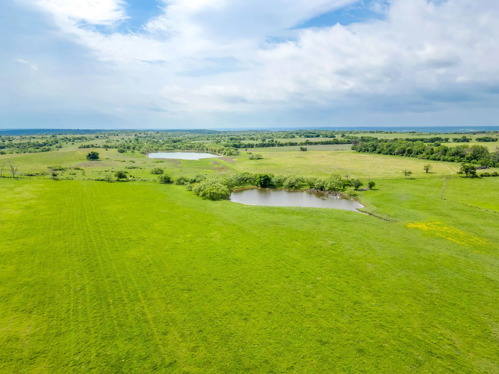 Farm For Sale in Parker County , 5660 Upper Denton Road, Weatherford, Texas 76085, 1 Bedroom, 1 Bathroom, Garage spaces, 1,200 Sqft, built in 1985, Price $8,150,000, mls#21283163, Real Estate Agent in Weatherford, Homes For Sale in Parker county, Homes For Sale in Weatherford, Realtor in Weatherford Texas, Real Estate Brokerage Independent Realty Texas, Luminita Cordes Realtor