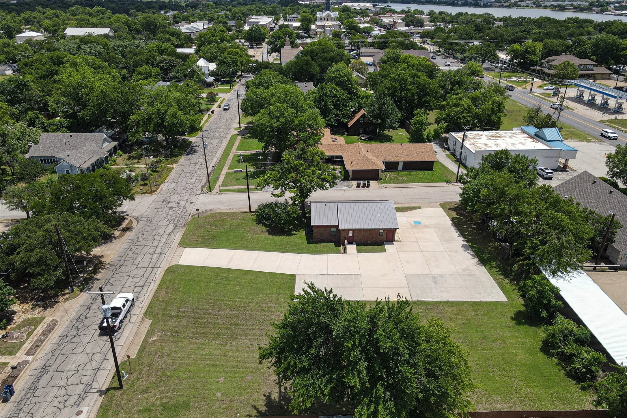 Office For Sale in Hood County , 111 N Baker Street B, Granbury, Texas 76048, 0, 0, Garage spaces, 0 Sqft, built in 1947, Price $425,000, mls#21284946, Real Estate Agent in Granbury, Homes For Sale in Hood county, Homes For Sale in Granbury, Realtor in Granbury Texas, Real Estate Brokerage Independent Realty Texas, Luminita Cordes Realtor