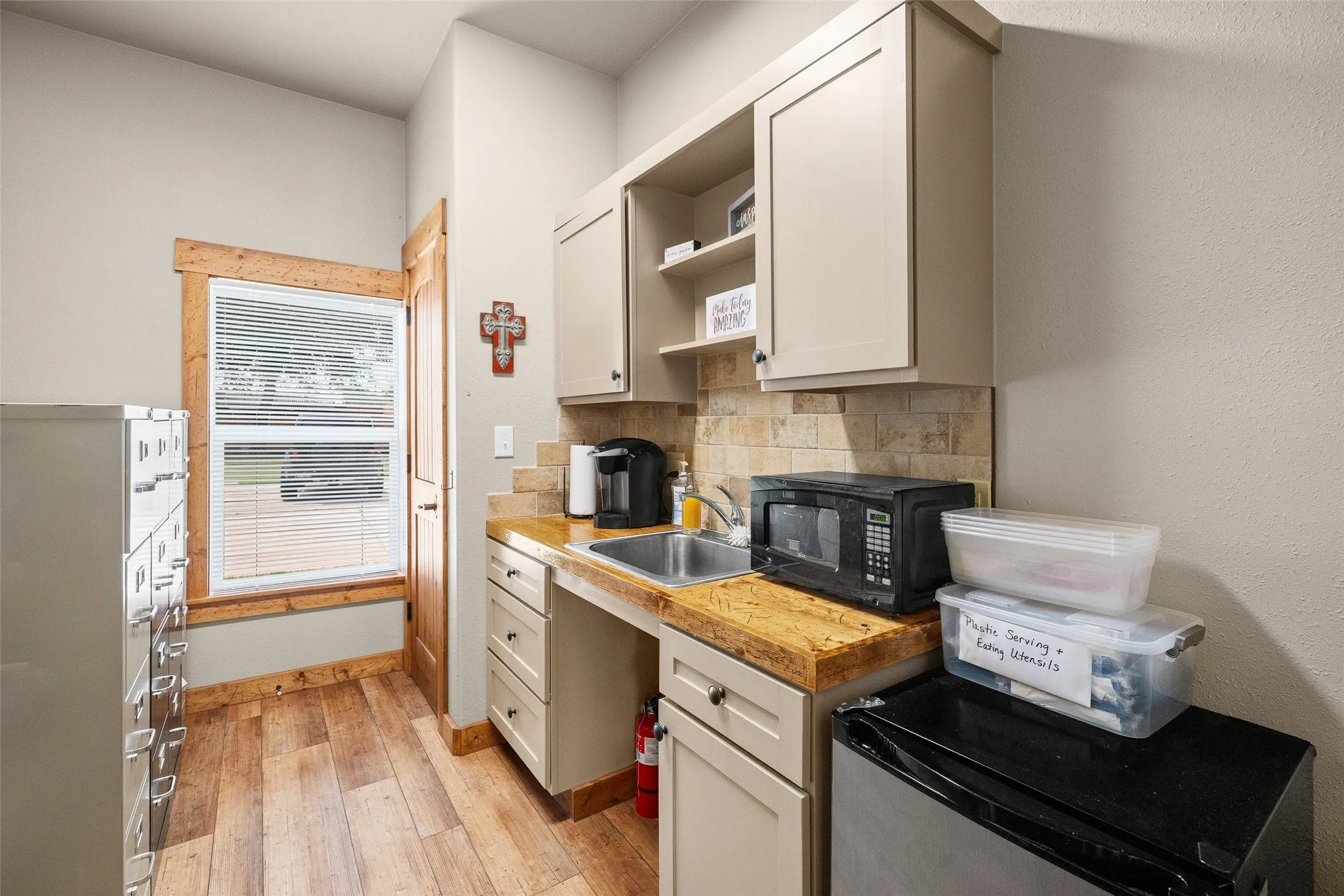 Office For Sale in Hood County , 111 N Baker Street B, Granbury, Texas 76048, 0, 0, Garage spaces, 0 Sqft, built in 1947, Price $425,000, mls#21284946, Real Estate Agent in Granbury, Homes For Sale in Hood county, Homes For Sale in Granbury, Realtor in Granbury Texas, Real Estate Brokerage Independent Realty Texas, Luminita Cordes Realtor