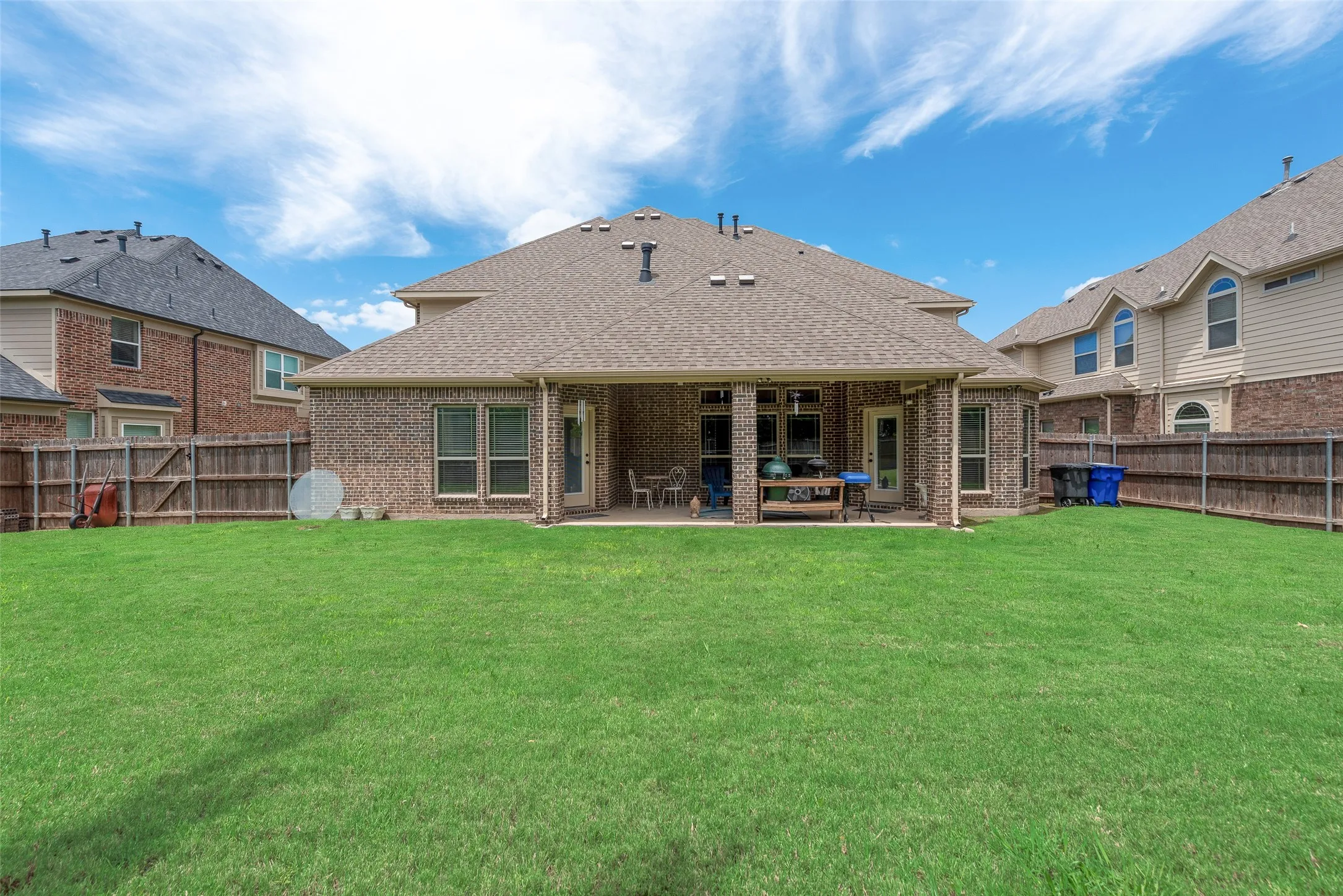 Single Family Residence For Sale in Tarrant County , 710 Minecreek Court, Mansfield, Texas 76063, 6 Bedroom, 4 Bathroom, 3 Garage spaces, 4,052 Sqft, built in 2018, mls#21284579, Real Estate Agent in Mansfield, Homes For Sale in Tarrant county, Homes For Sale in Mansfield, Realtor in Mansfield Texas, Real Estate Brokerage Independent Realty Texas, Luminita Cordes Realtor