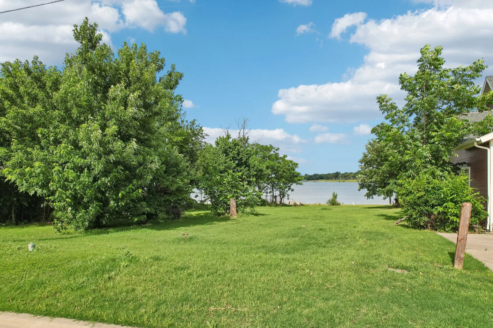 Unimproved Land For Sale in Denton County , 0 Marion Drive, Little Elm, Texas 75068, 0, 0, Garage spaces, 0 Sqft, built in 0, mls#21282077, Real Estate Agent in Little Elm, Homes For Sale in Denton county, Homes For Sale in Little Elm, Realtor in Little Elm Texas, Real Estate Brokerage Independent Realty Texas, Luminita Cordes Realtor