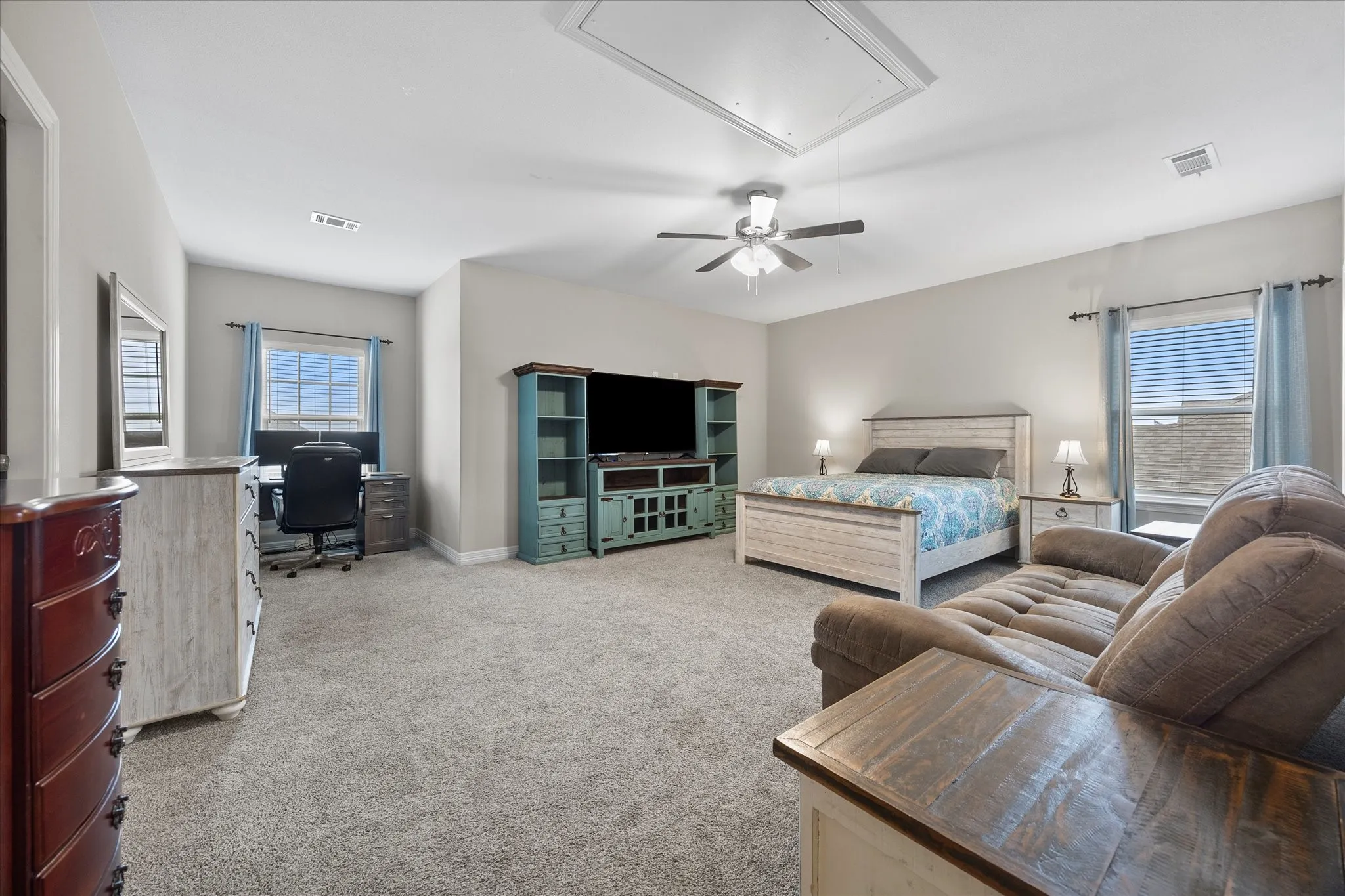 Upstairs bonus room can double for diva suit-game room-2nd living area
