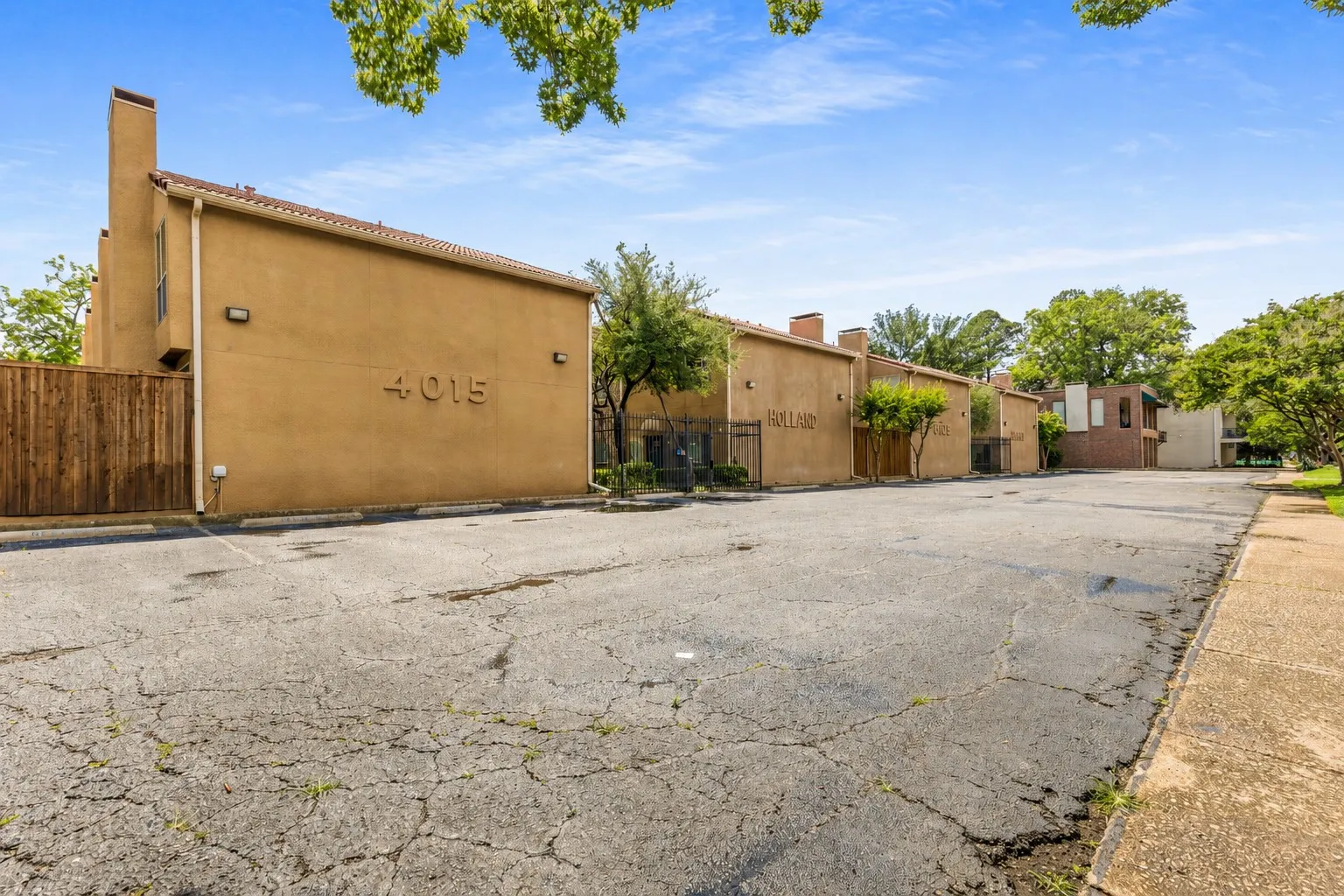 Exterior view of 4015 Holland Avenue in the heart of Oak Lawn.