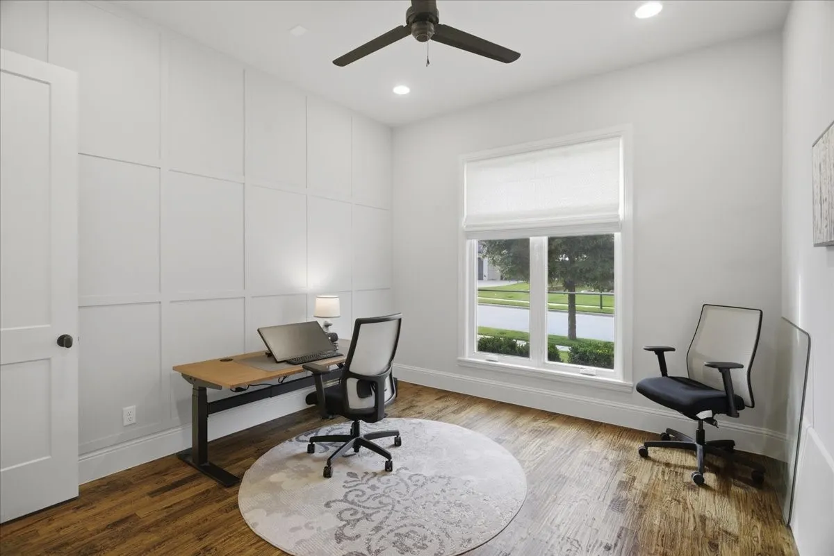 Single Family Residence For Sale in Parker County , 520 Point Vista Drive, Aledo, Texas 76008, 4 Bedroom, 4 Bathroom, 2 Garage spaces, 3,903 Sqft, built in 2018, mls#21283421, Real Estate Agent in Aledo, Homes For Sale in Parker county, Homes For Sale in Aledo, Realtor in Aledo Texas, Real Estate Brokerage Independent Realty Texas, Luminita Cordes Realtor