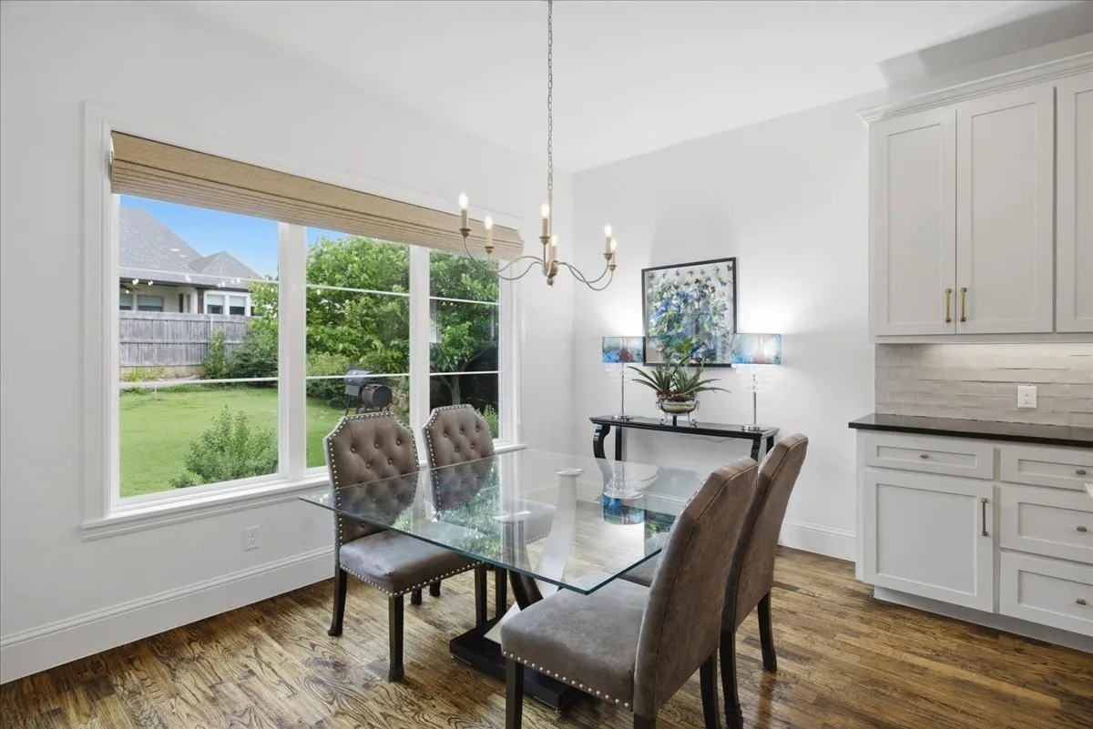Single Family Residence For Sale in Parker County , 520 Point Vista Drive, Aledo, Texas 76008, 4 Bedroom, 4 Bathroom, 2 Garage spaces, 3,903 Sqft, built in 2018, mls#21283421, Real Estate Agent in Aledo, Homes For Sale in Parker county, Homes For Sale in Aledo, Realtor in Aledo Texas, Real Estate Brokerage Independent Realty Texas, Luminita Cordes Realtor