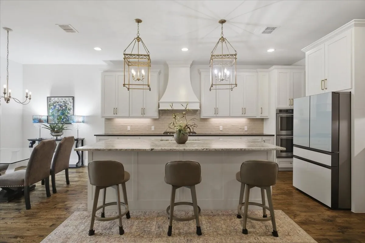 Single Family Residence For Sale in Parker County , 520 Point Vista Drive, Aledo, Texas 76008, 4 Bedroom, 4 Bathroom, 2 Garage spaces, 3,903 Sqft, built in 2018, mls#21283421, Real Estate Agent in Aledo, Homes For Sale in Parker county, Homes For Sale in Aledo, Realtor in Aledo Texas, Real Estate Brokerage Independent Realty Texas, Luminita Cordes Realtor