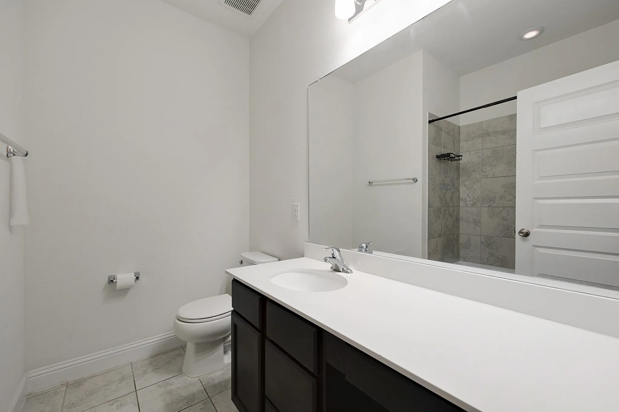 Single Family Residence For Sale in Denton County , 2520 Walker Avenue, Aubrey, Texas 76227, 4 Bedroom, 2 Bathroom, 2 Garage spaces, 2,120 Sqft, built in 2020, mls#21284780, Real Estate Agent in Aubrey, Homes For Sale in Denton county, Homes For Sale in Aubrey, Realtor in Aubrey Texas, Real Estate Brokerage Independent Realty Texas, Luminita Cordes Realtor