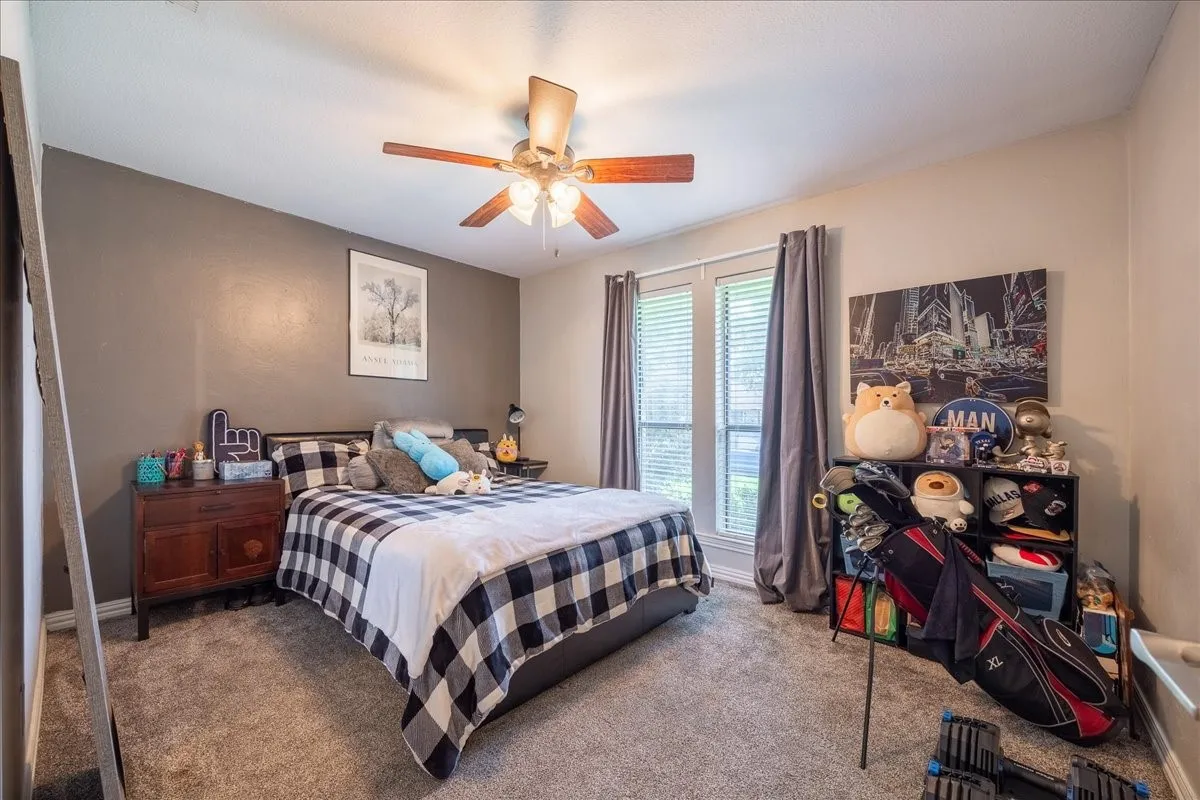 Single Family Residence For Sale in Dallas County , 2223 Valley Mill, Carrollton, Texas 75006, 4 Bedroom, 2 Bathroom, 2 Garage spaces, 2,236 Sqft, built in 1979, mls#21285087, Real Estate Agent in Carrollton, Homes For Sale in Dallas county, Homes For Sale in Carrollton, Realtor in Carrollton Texas, Real Estate Brokerage Independent Realty Texas, Luminita Cordes Realtor