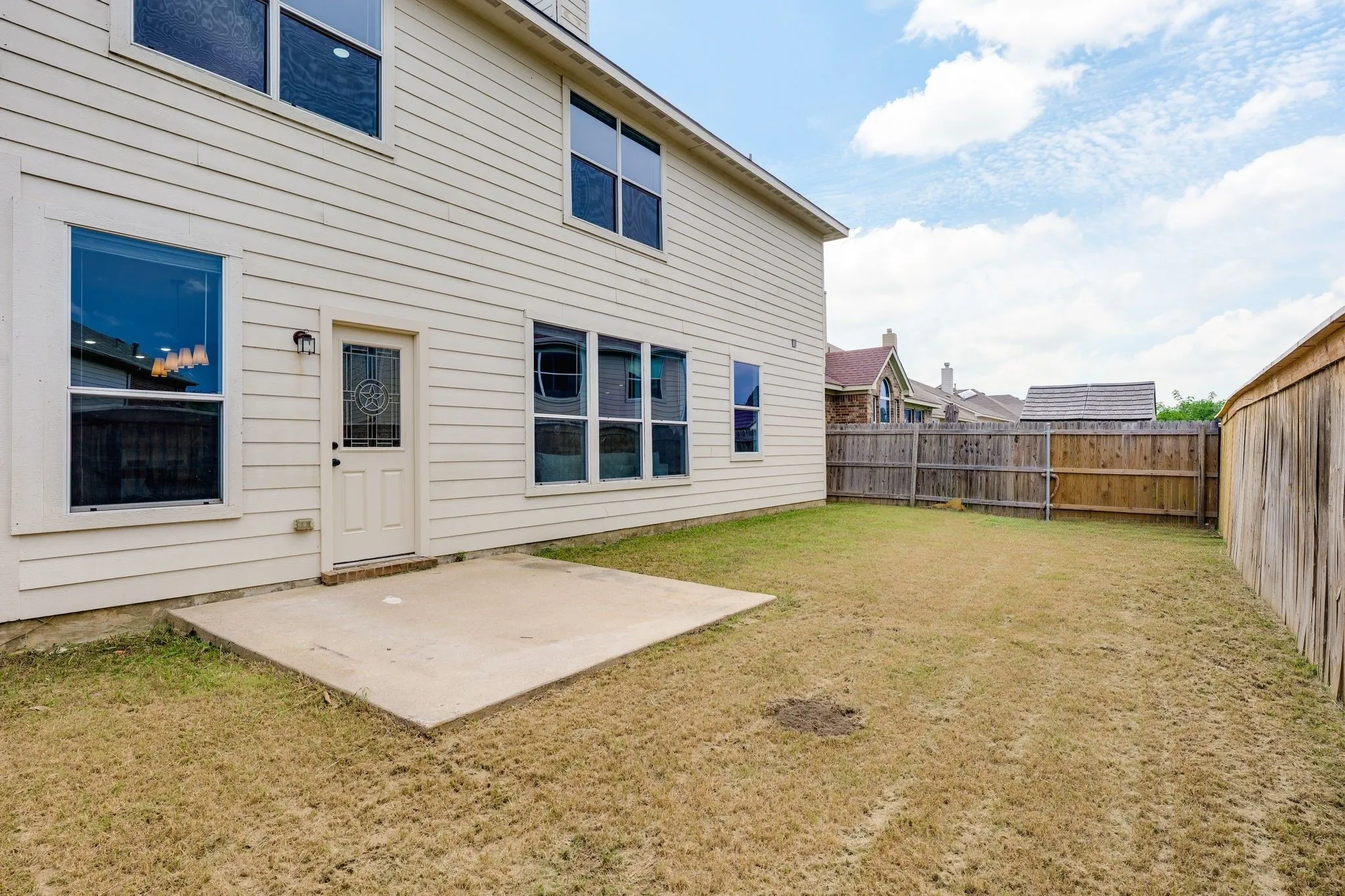 Single Family Residence For Sale in Tarrant County , 4204 Bridgestone Drive, Fort Worth, Texas 76123, 5 Bedroom, 4 Bathroom, 2 Garage spaces, 4,530 Sqft, built in 2009, mls#21281807, Real Estate Agent in Fort Worth, Homes For Sale in Tarrant county, Homes For Sale in Fort Worth, Realtor in Fort Worth Texas, Real Estate Brokerage Independent Realty Texas, Luminita Cordes Realtor