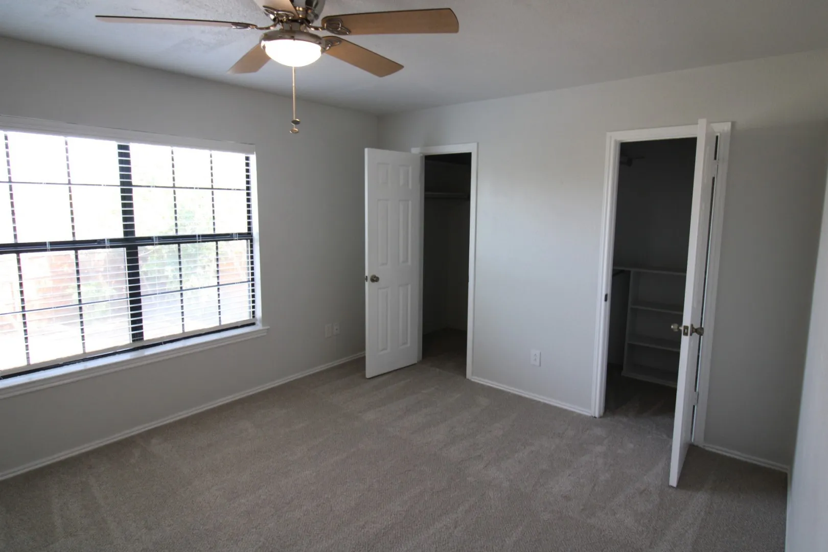 Single Family Residence For Sale in Collin County , 4013 18th Street, Plano, Texas 75074, 4 Bedroom, 3 Bathroom, 2 Garage spaces, 2,467 Sqft, built in 1985, mls#21284636, Real Estate Agent in Plano, Homes For Sale in Collin county, Homes For Sale in Plano, Realtor in Plano Texas, Real Estate Brokerage Independent Realty Texas, Luminita Cordes Realtor