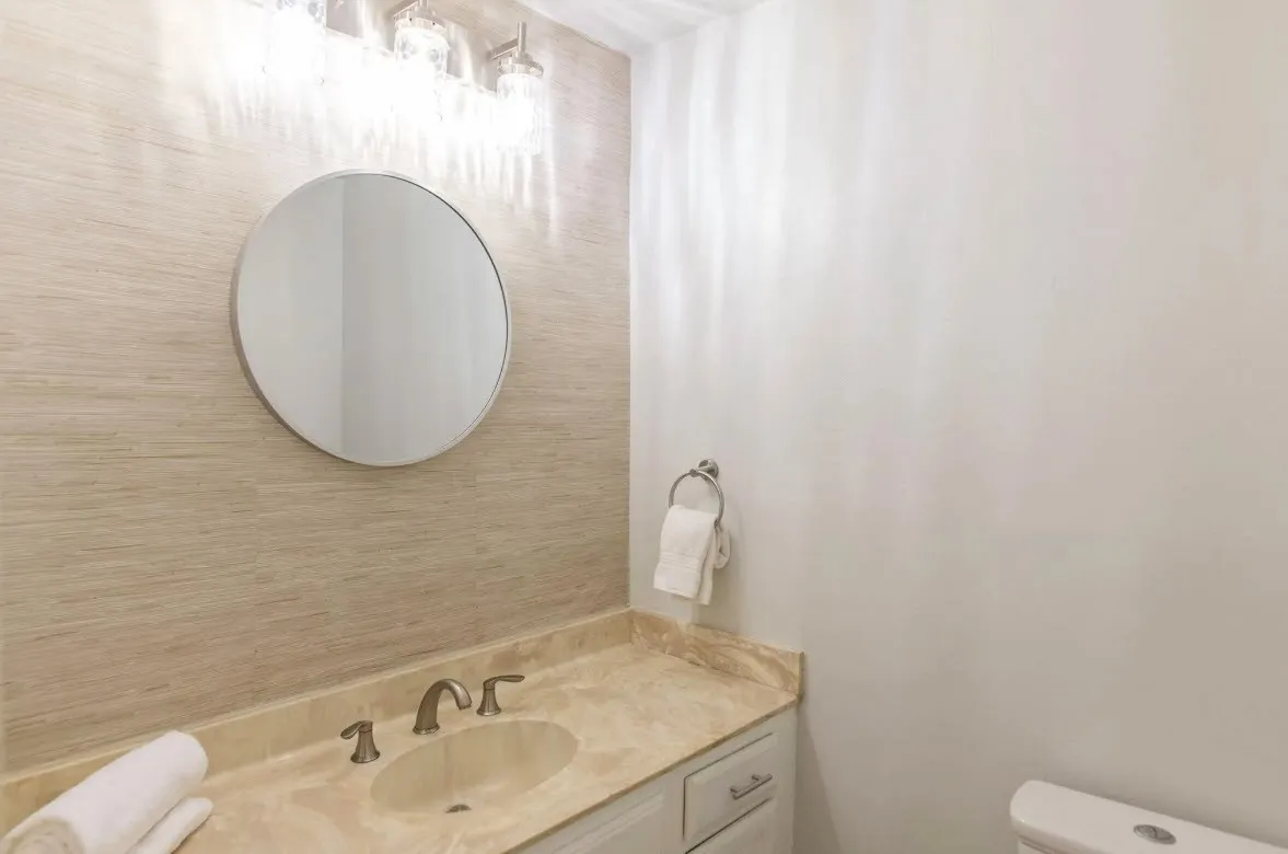 Single Family Residence For Sale in Collin County , 4013 18th Street, Plano, Texas 75074, 4 Bedroom, 3 Bathroom, 2 Garage spaces, 2,467 Sqft, built in 1985, mls#21284636, Real Estate Agent in Plano, Homes For Sale in Collin county, Homes For Sale in Plano, Realtor in Plano Texas, Real Estate Brokerage Independent Realty Texas, Luminita Cordes Realtor