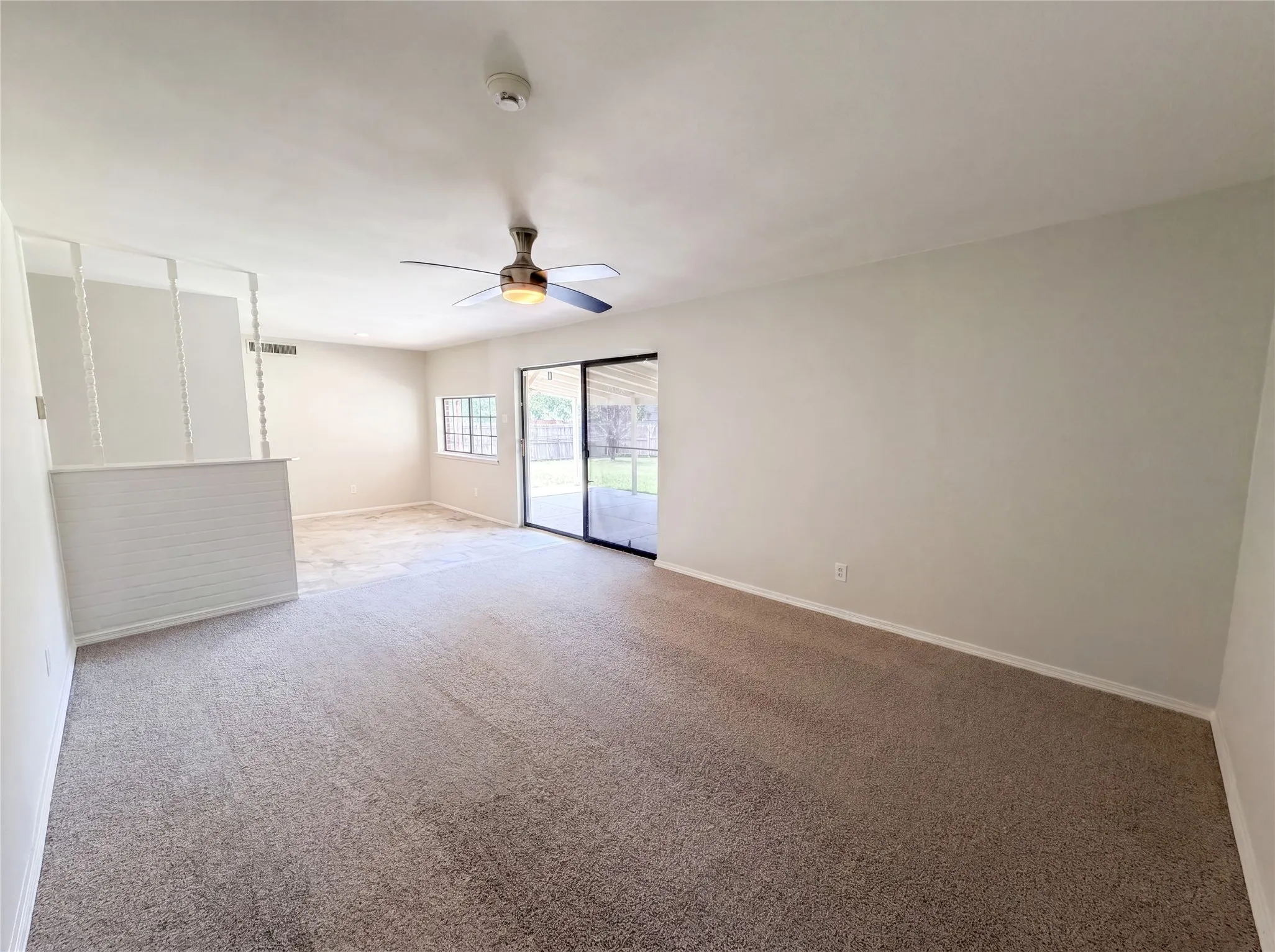 Single Family Residence For Sale in Denton County , 1102 Hillwood Drive, Lewisville, Texas 75067, 4 Bedrooms, 2 Bathrooms, Garage spaces, 1,719 Sqft, built in 1970, Price $284,000, mls#21285100, Real Estate Agent in Lewisville, Homes For Sale in Denton county, Homes For Sale in Lewisville, Realtor in Lewisville Texas, Real Estate Brokerage Independent Realty Texas, Luminita Cordes Realtor