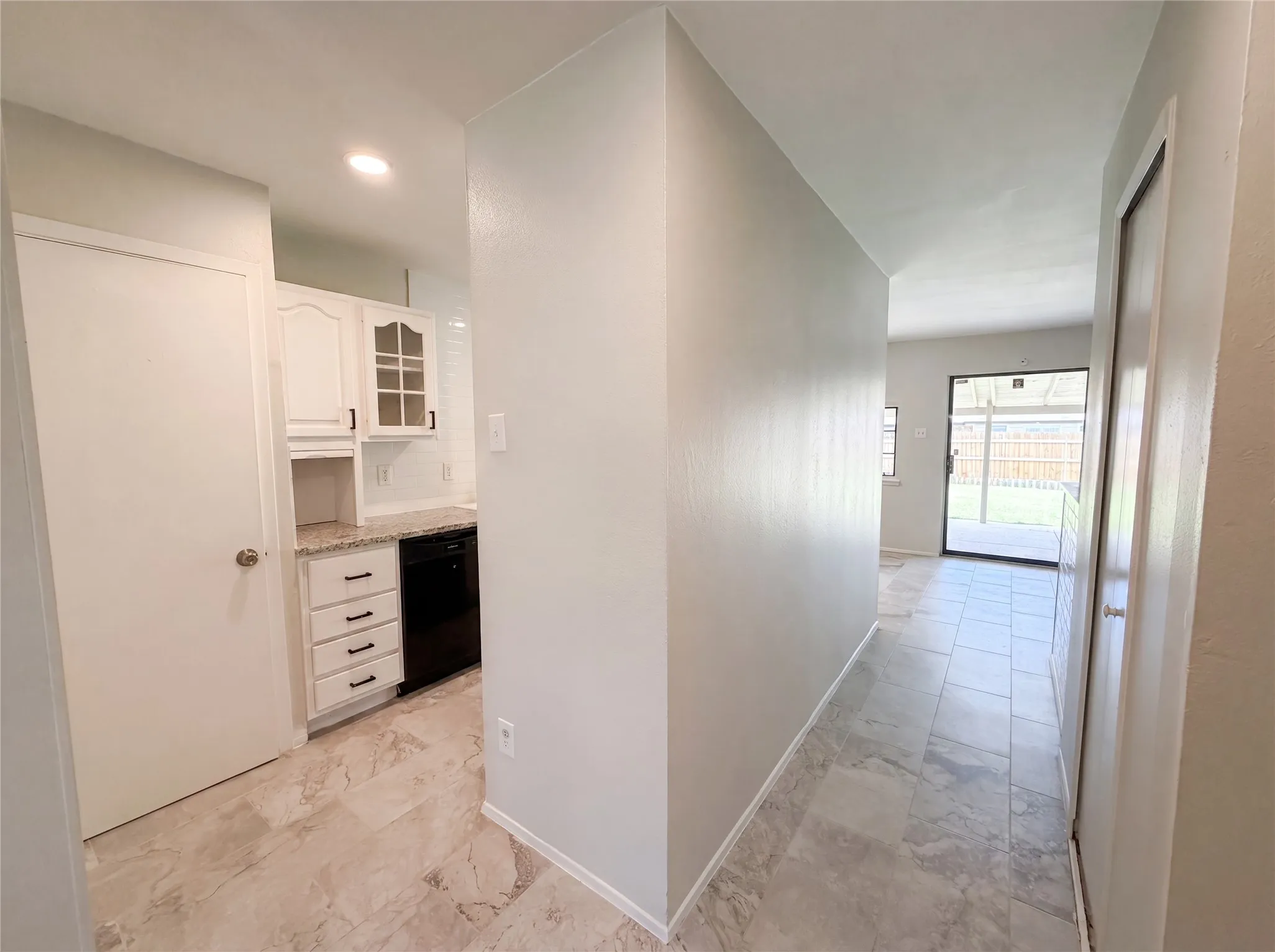 Single Family Residence For Sale in Denton County , 1102 Hillwood Drive, Lewisville, Texas 75067, 4 Bedrooms, 2 Bathrooms, Garage spaces, 1,719 Sqft, built in 1970, Price $284,000, mls#21285100, Real Estate Agent in Lewisville, Homes For Sale in Denton county, Homes For Sale in Lewisville, Realtor in Lewisville Texas, Real Estate Brokerage Independent Realty Texas, Luminita Cordes Realtor