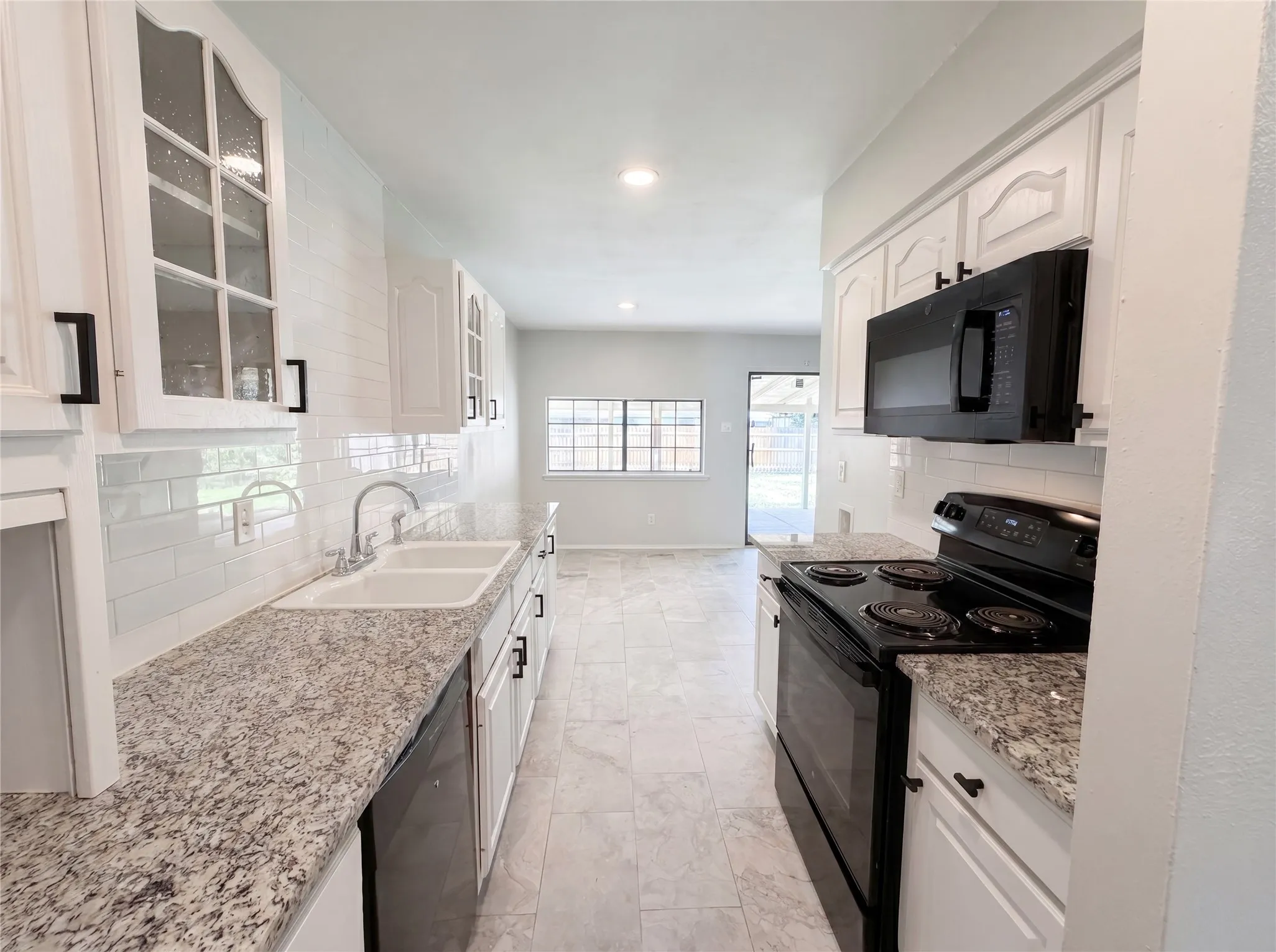 Single Family Residence For Sale in Denton County , 1102 Hillwood Drive, Lewisville, Texas 75067, 4 Bedrooms, 2 Bathrooms, Garage spaces, 1,719 Sqft, built in 1970, Price $284,000, mls#21285100, Real Estate Agent in Lewisville, Homes For Sale in Denton county, Homes For Sale in Lewisville, Realtor in Lewisville Texas, Real Estate Brokerage Independent Realty Texas, Luminita Cordes Realtor