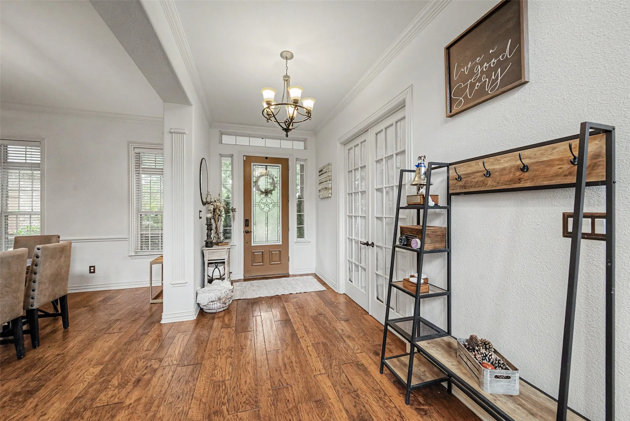Single Family Residence For Sale in Denton County , 5480 Bridle Path, Aubrey, Texas 76227, 5 Bedroom, 5 Bathroom, 3 Garage spaces, 4,145 Sqft, built in 2002, mls#21282400, Real Estate Agent in Aubrey, Homes For Sale in Denton county, Homes For Sale in Aubrey, Realtor in Aubrey Texas, Real Estate Brokerage Independent Realty Texas, Luminita Cordes Realtor