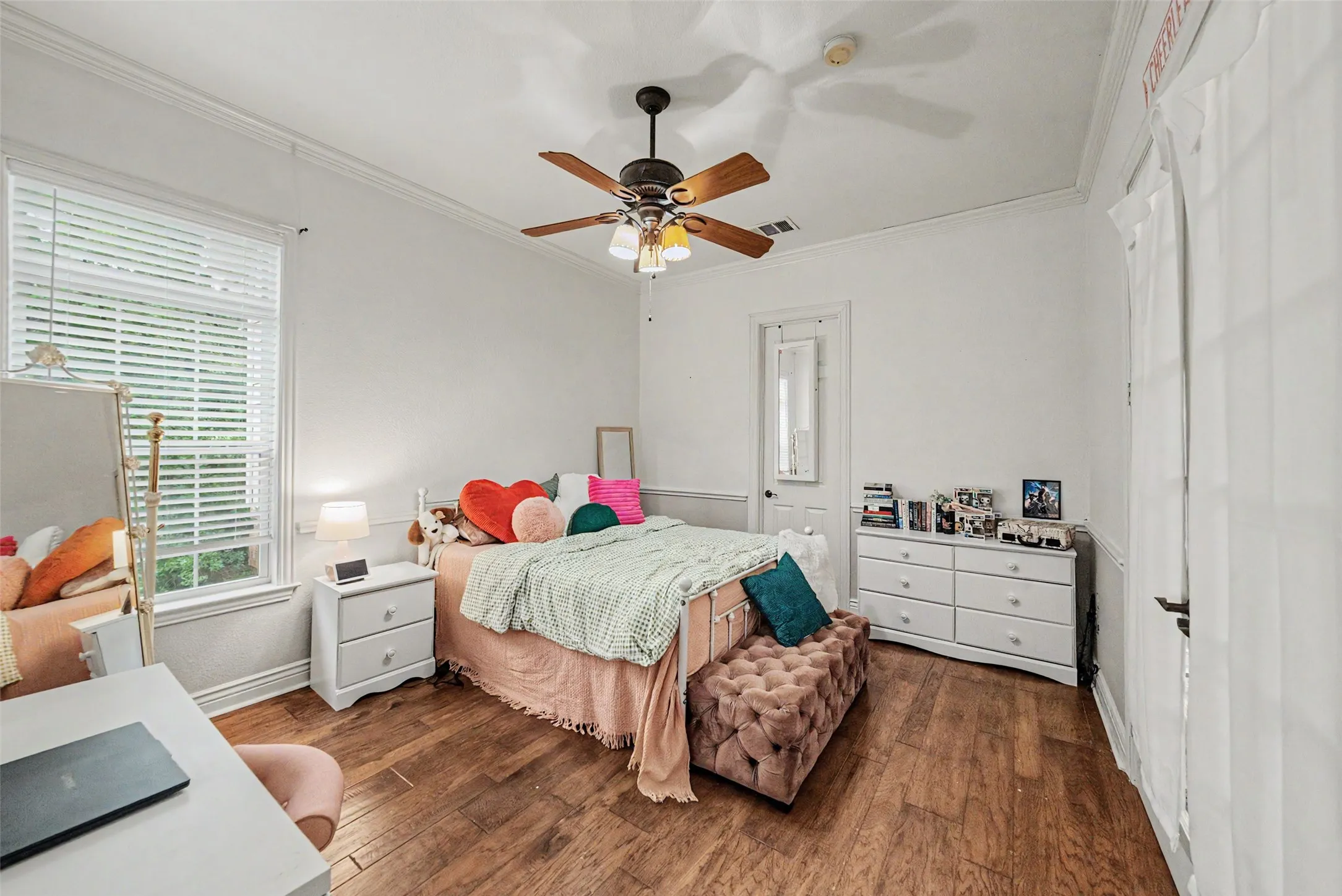 Single Family Residence For Sale in Denton County , 5480 Bridle Path, Aubrey, Texas 76227, 5 Bedroom, 5 Bathroom, 3 Garage spaces, 4,145 Sqft, built in 2002, mls#21282400, Real Estate Agent in Aubrey, Homes For Sale in Denton county, Homes For Sale in Aubrey, Realtor in Aubrey Texas, Real Estate Brokerage Independent Realty Texas, Luminita Cordes Realtor