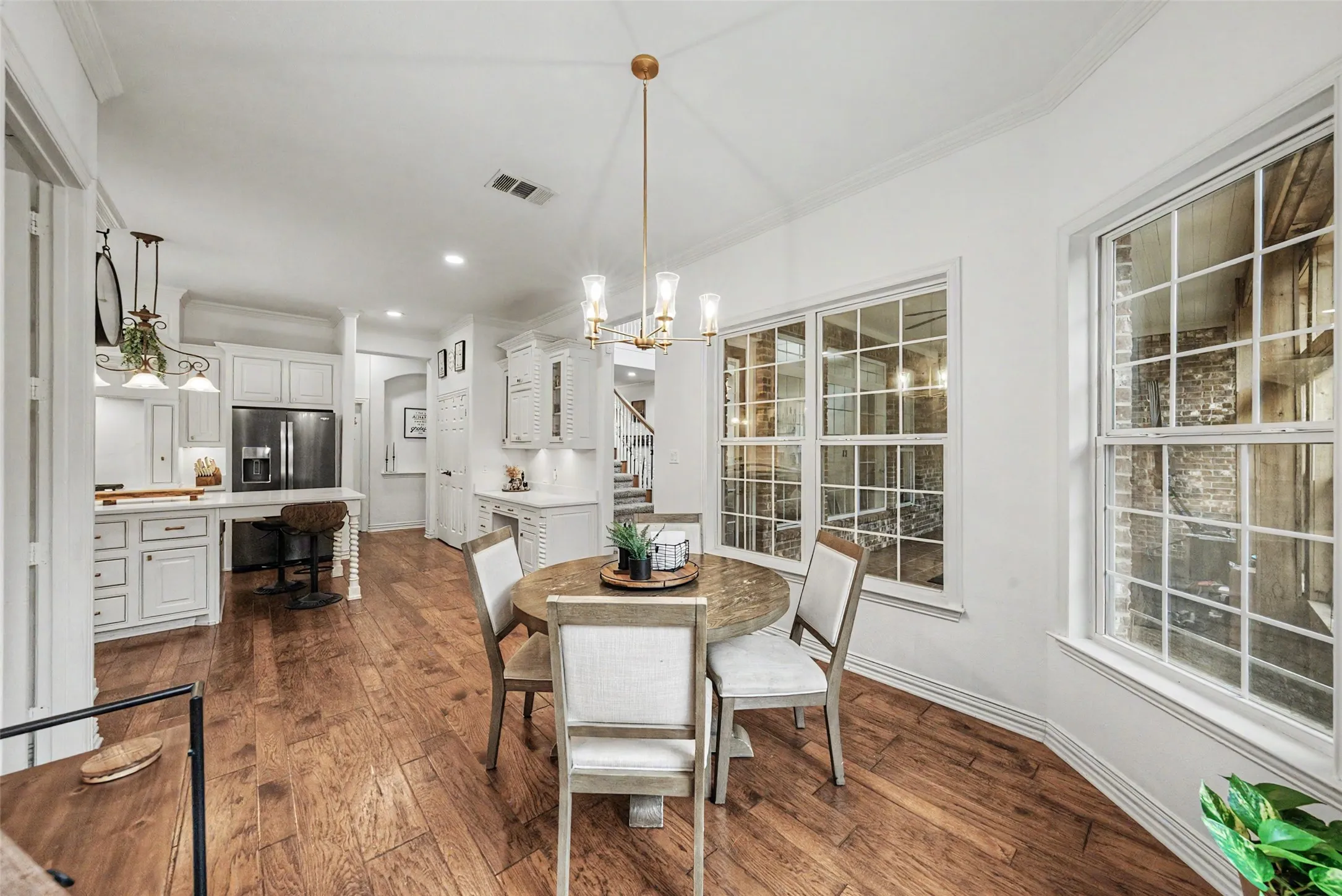 Single Family Residence For Sale in Denton County , 5480 Bridle Path, Aubrey, Texas 76227, 5 Bedroom, 5 Bathroom, 3 Garage spaces, 4,145 Sqft, built in 2002, mls#21282400, Real Estate Agent in Aubrey, Homes For Sale in Denton county, Homes For Sale in Aubrey, Realtor in Aubrey Texas, Real Estate Brokerage Independent Realty Texas, Luminita Cordes Realtor