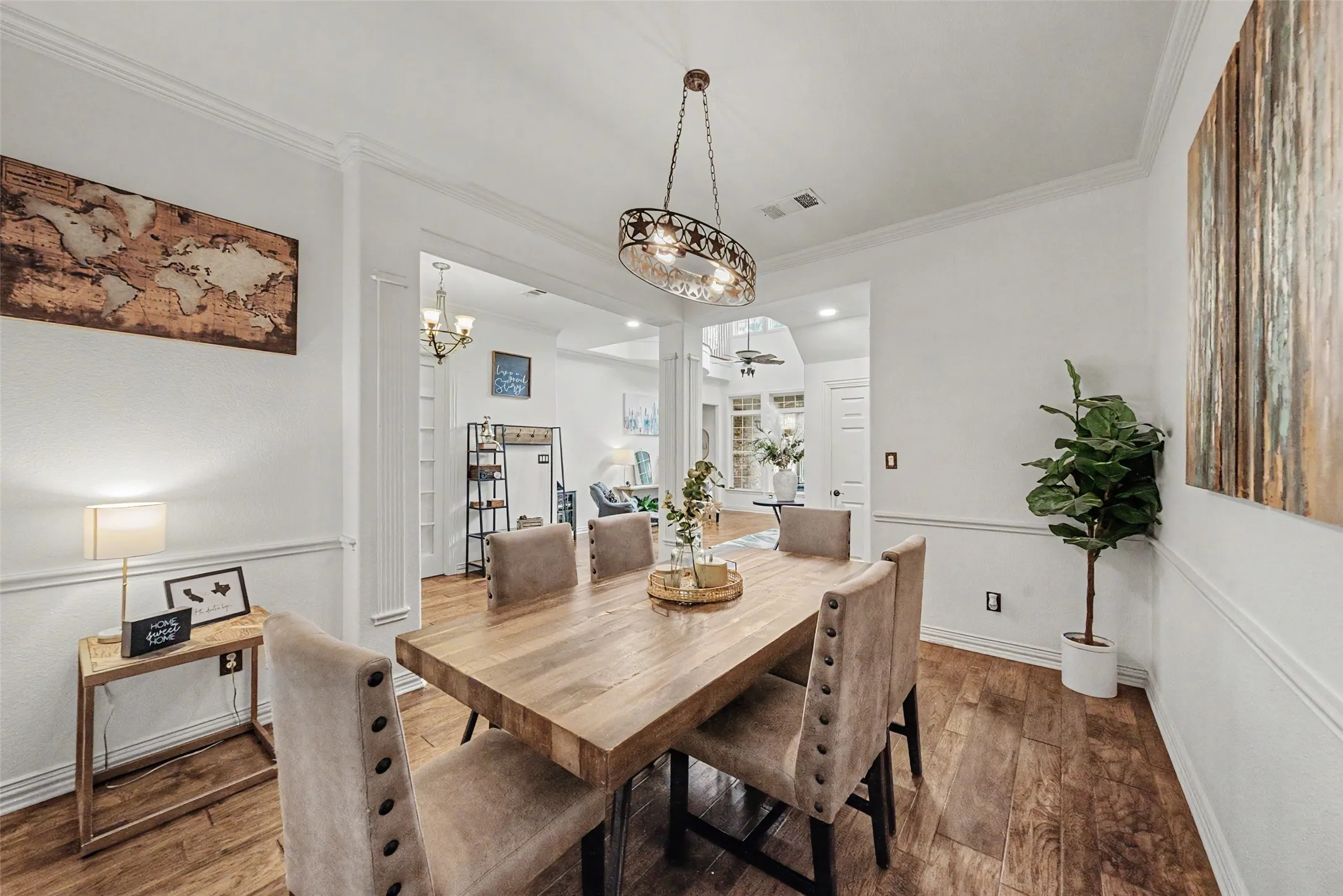 Single Family Residence For Sale in Denton County , 5480 Bridle Path, Aubrey, Texas 76227, 5 Bedroom, 5 Bathroom, 3 Garage spaces, 4,145 Sqft, built in 2002, mls#21282400, Real Estate Agent in Aubrey, Homes For Sale in Denton county, Homes For Sale in Aubrey, Realtor in Aubrey Texas, Real Estate Brokerage Independent Realty Texas, Luminita Cordes Realtor
