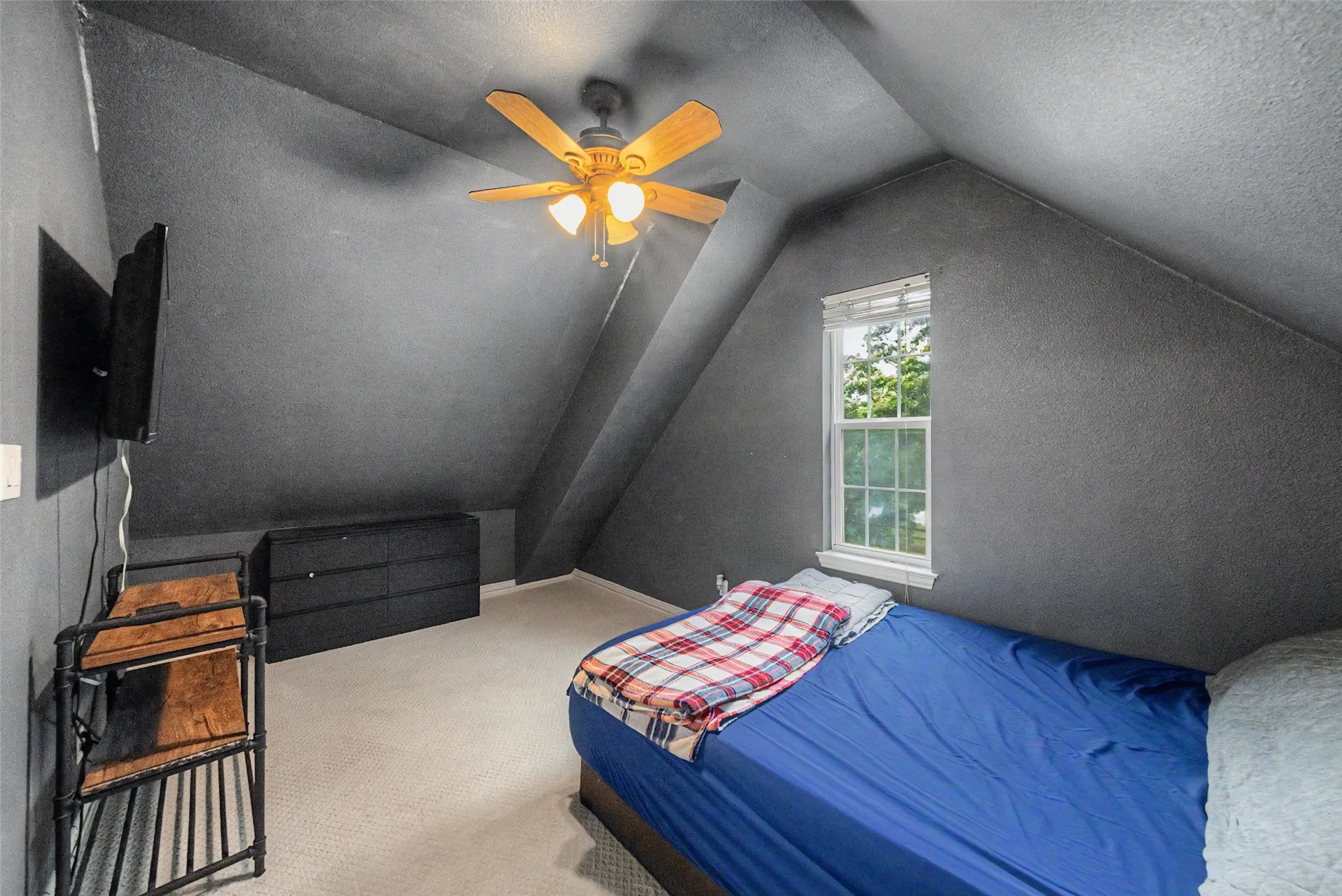 Single Family Residence For Sale in Denton County , 5480 Bridle Path, Aubrey, Texas 76227, 5 Bedroom, 5 Bathroom, 3 Garage spaces, 4,145 Sqft, built in 2002, mls#21282400, Real Estate Agent in Aubrey, Homes For Sale in Denton county, Homes For Sale in Aubrey, Realtor in Aubrey Texas, Real Estate Brokerage Independent Realty Texas, Luminita Cordes Realtor