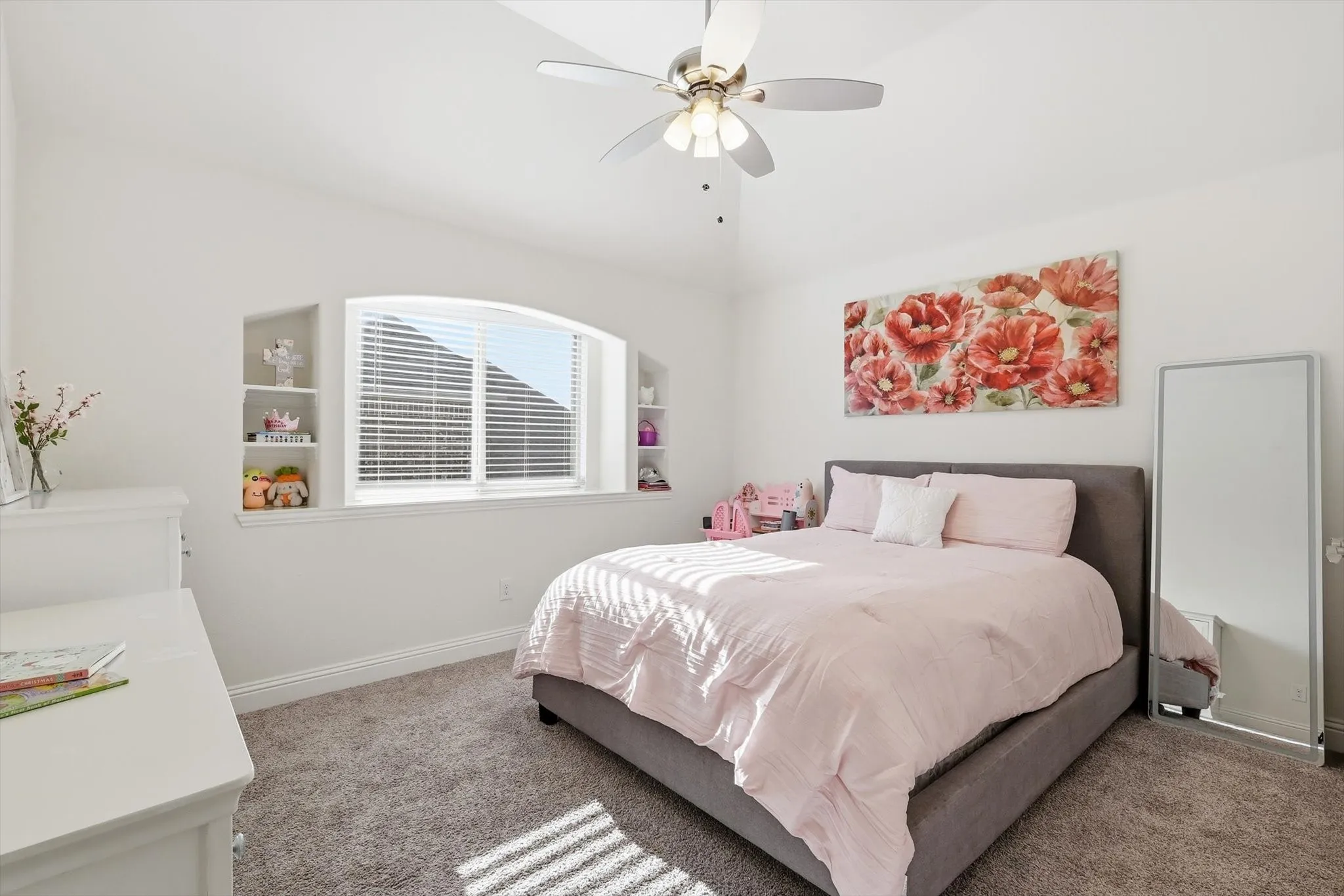 Single Family Residence For Sale in Denton County , 700 Sahallee Drive, Frisco, Texas 75033, 4 Bedroom, 4 Bathroom, 2 Garage spaces, 3,434 Sqft, built in 2020, mls#21283601, Real Estate Agent in Frisco, Homes For Sale in Denton county, Homes For Sale in Frisco, Realtor in Frisco Texas, Real Estate Brokerage Independent Realty Texas, Luminita Cordes Realtor