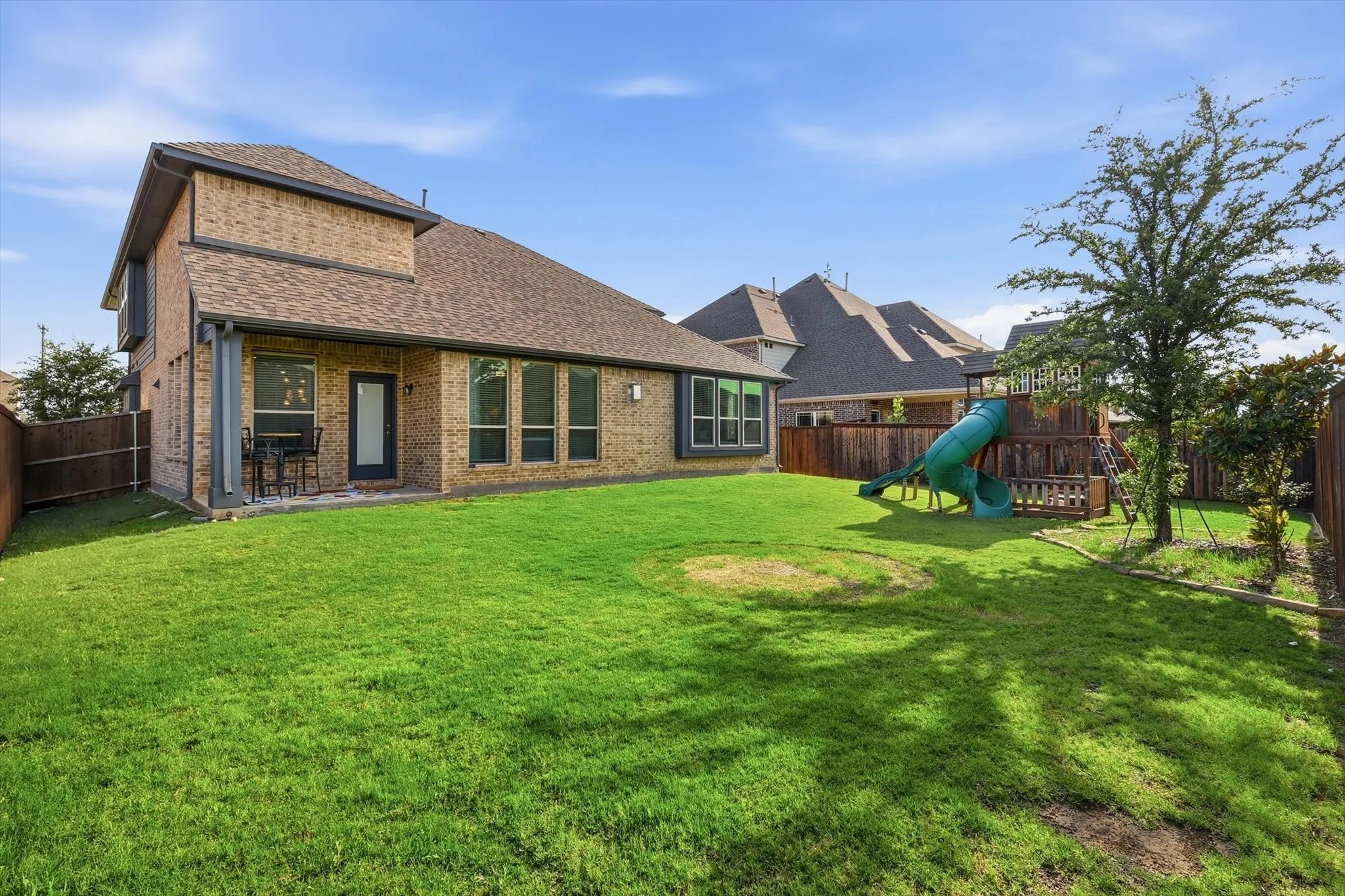 Single Family Residence For Sale in Denton County , 700 Sahallee Drive, Frisco, Texas 75033, 4 Bedroom, 4 Bathroom, 2 Garage spaces, 3,434 Sqft, built in 2020, mls#21283601, Real Estate Agent in Frisco, Homes For Sale in Denton county, Homes For Sale in Frisco, Realtor in Frisco Texas, Real Estate Brokerage Independent Realty Texas, Luminita Cordes Realtor