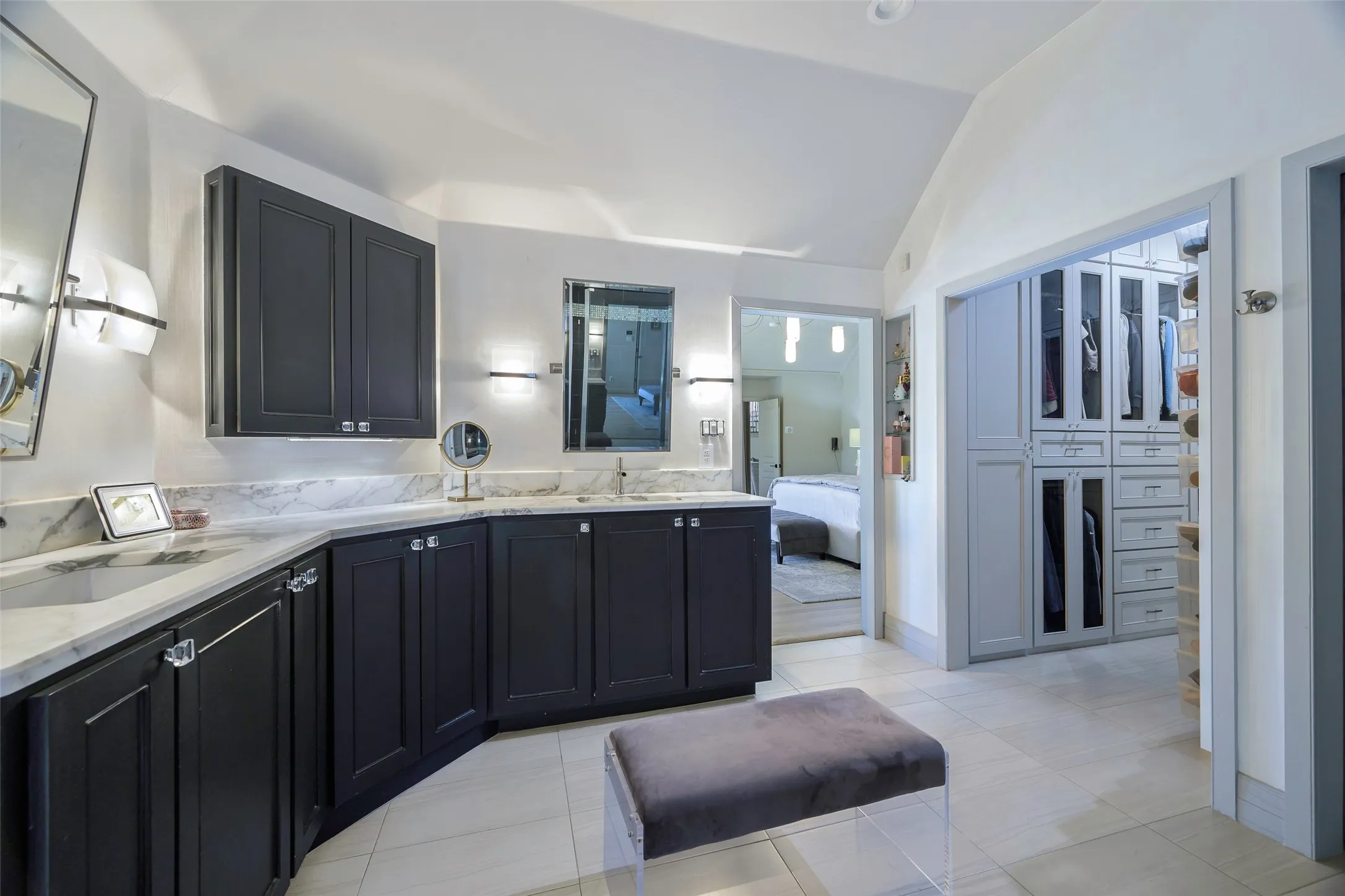 Single Family Residence For Rent in Collin County , 5913 Hempstead Drive, Plano, Texas 75093, 4 Bedrooms, 3 Bathrooms, 3 Garage spaces, 3,354 Sqft, built in 1997, Price $16,000, mls#21285172, Real Estate Agent in Plano, Homes For Rent in Collin county, Homes For Rent in Plano, Realtor in Plano Texas, Real Estate Brokerage Independent Realty Texas, Luminita Cordes Realtor