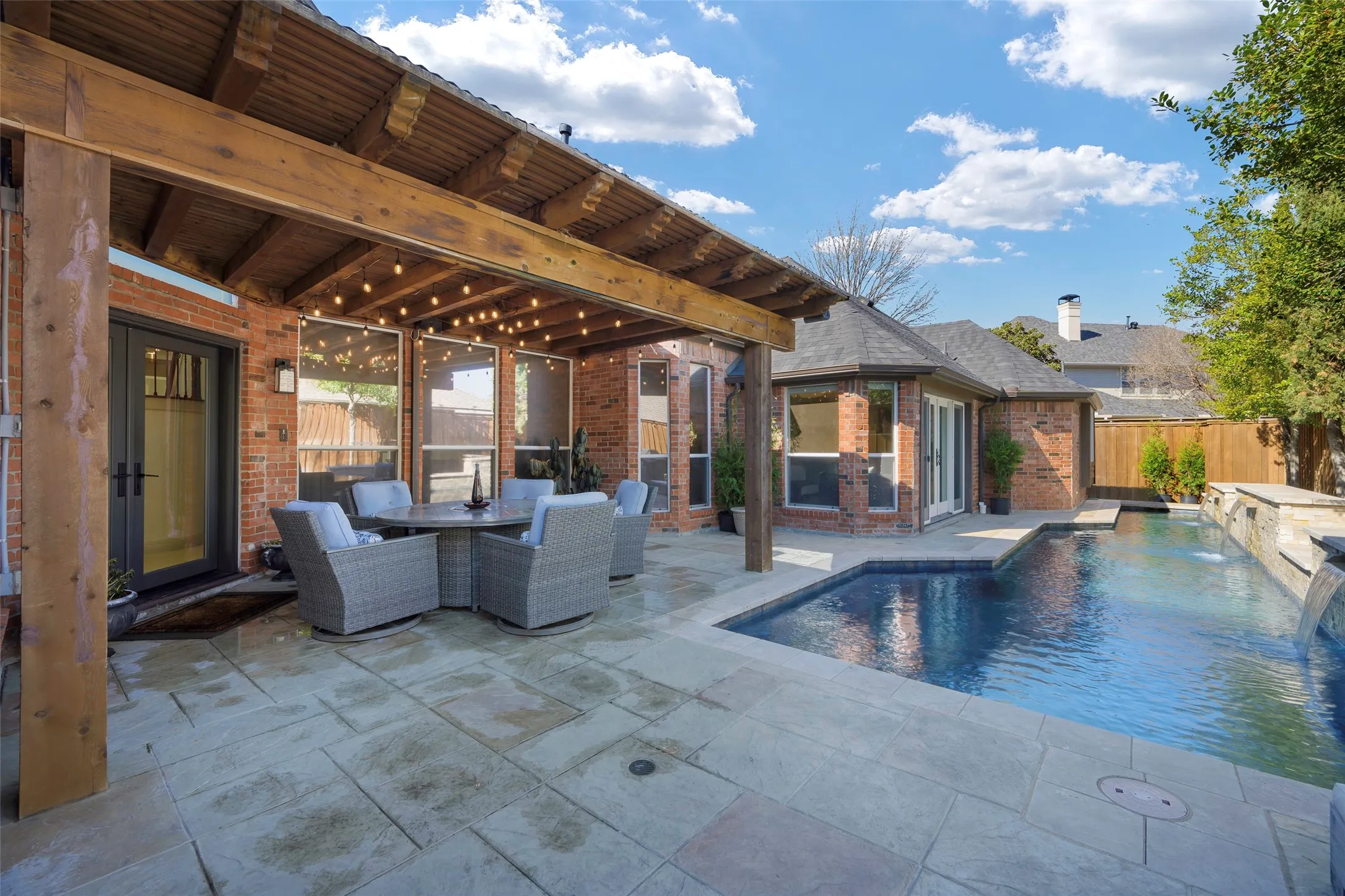 Single Family Residence For Rent in Collin County , 5913 Hempstead Drive, Plano, Texas 75093, 4 Bedrooms, 3 Bathrooms, 3 Garage spaces, 3,354 Sqft, built in 1997, Price $16,000, mls#21285172, Real Estate Agent in Plano, Homes For Rent in Collin county, Homes For Rent in Plano, Realtor in Plano Texas, Real Estate Brokerage Independent Realty Texas, Luminita Cordes Realtor