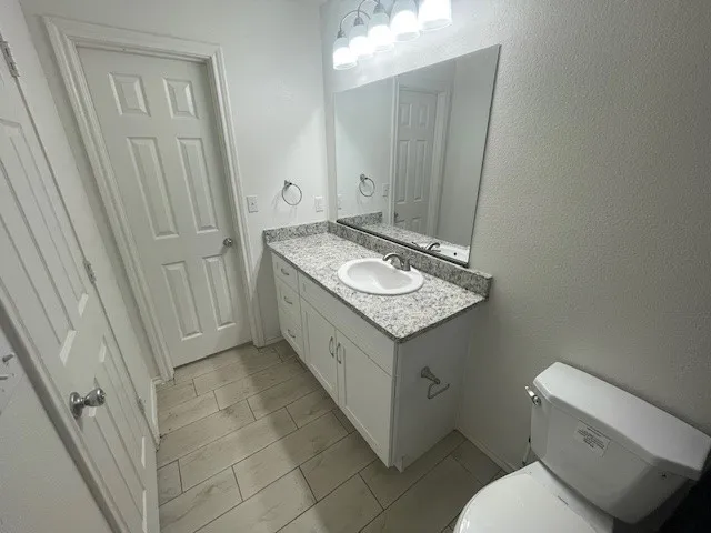 Single Family Residence For Sale in Hood County , 1816 Hidden Valley Road, Granbury, Texas 76049, 3 Bedroom, 2 Bathroom, 2 Garage spaces, 1,790 Sqft, built in 2021, mls#21285095, Real Estate Agent in Granbury, Homes For Sale in Hood county, Homes For Sale in Granbury, Realtor in Granbury Texas, Real Estate Brokerage Independent Realty Texas, Luminita Cordes Realtor