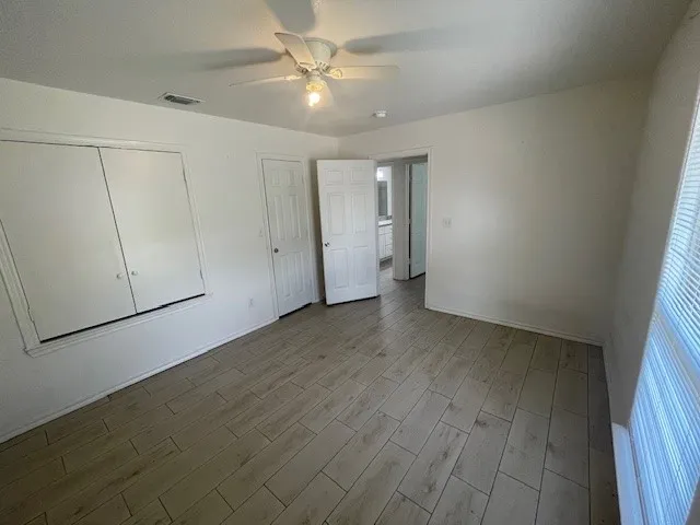Single Family Residence For Sale in Hood County , 1816 Hidden Valley Road, Granbury, Texas 76049, 3 Bedroom, 2 Bathroom, 2 Garage spaces, 1,790 Sqft, built in 2021, mls#21285095, Real Estate Agent in Granbury, Homes For Sale in Hood county, Homes For Sale in Granbury, Realtor in Granbury Texas, Real Estate Brokerage Independent Realty Texas, Luminita Cordes Realtor