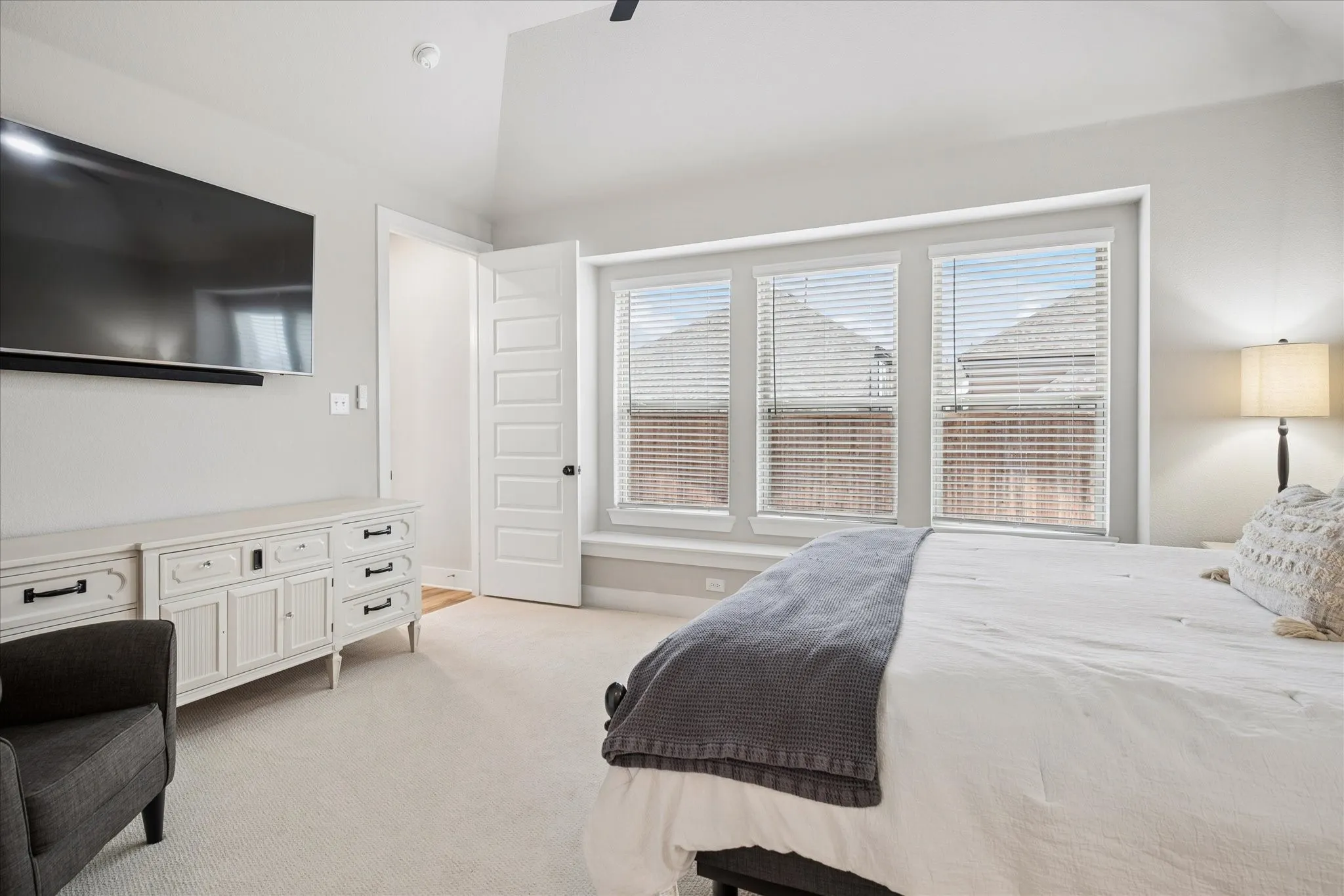 Single Family Residence For Sale in Denton County , 4737 Pin Oak Court, Aubrey, Texas 76227, 4 Bedrooms, 3 Bathrooms, 2 Garage spaces, 1,955 Sqft, built in 2023, Price $445,000, mls#21284888, Real Estate Agent in Aubrey, Homes For Sale in Denton county, Homes For Sale in Aubrey, Realtor in Aubrey Texas, Real Estate Brokerage Independent Realty Texas, Luminita Cordes Realtor