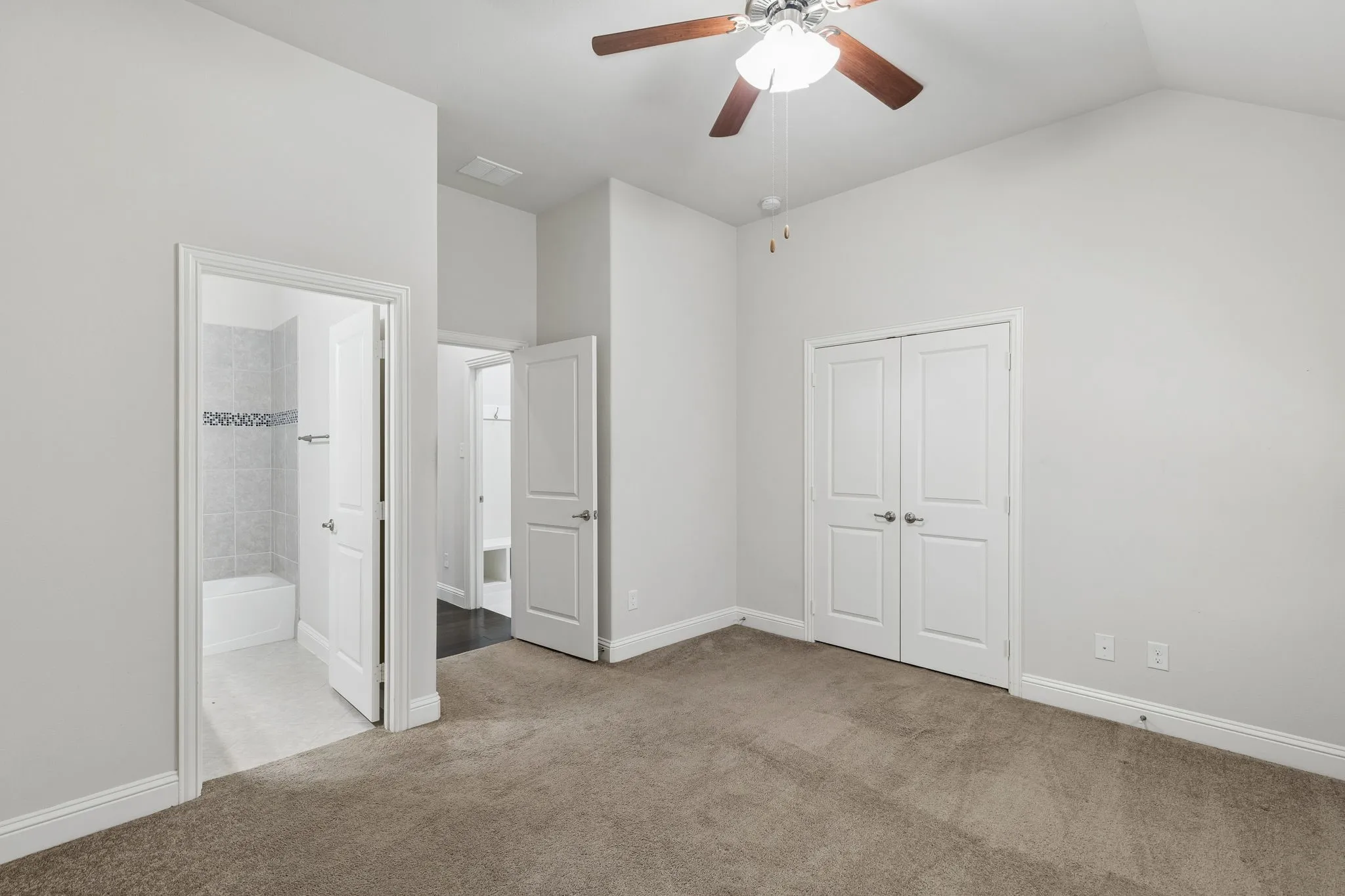 Single Family Residence For Sale in Collin County , 412 Smokebrush Street, Celina, Texas 75009, 4 Bedroom, 3 Bathroom, 2 Garage spaces, 2,359 Sqft, built in 2016, Price $460,000, mls#21283856, Real Estate Agent in Celina, Homes For Sale in Collin county, Homes For Sale in Celina, Realtor in Celina Texas, Real Estate Brokerage Independent Realty Texas, Luminita Cordes Realtor