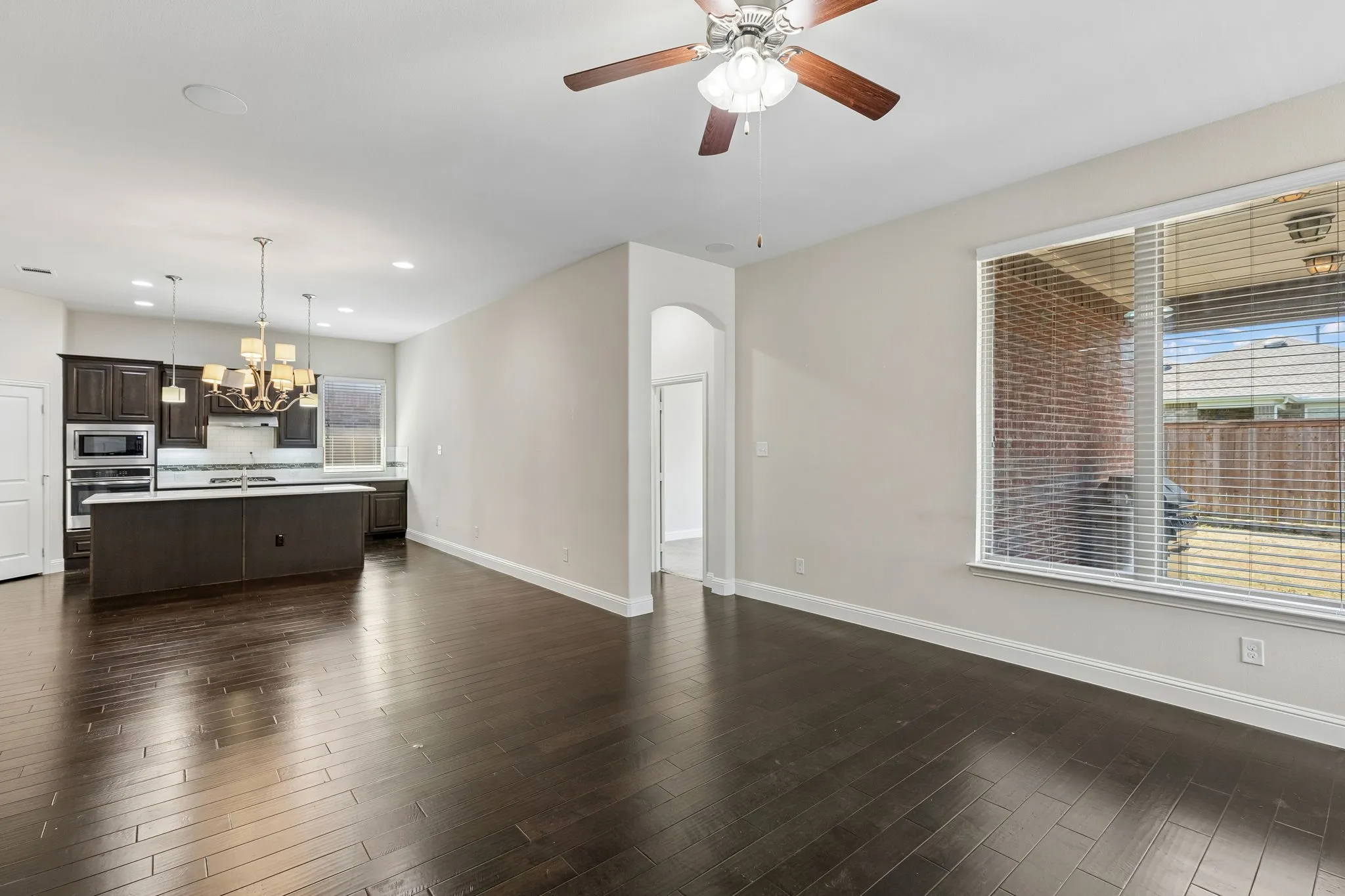 Single Family Residence For Sale in Collin County , 412 Smokebrush Street, Celina, Texas 75009, 4 Bedroom, 3 Bathroom, 2 Garage spaces, 2,359 Sqft, built in 2016, Price $460,000, mls#21283856, Real Estate Agent in Celina, Homes For Sale in Collin county, Homes For Sale in Celina, Realtor in Celina Texas, Real Estate Brokerage Independent Realty Texas, Luminita Cordes Realtor