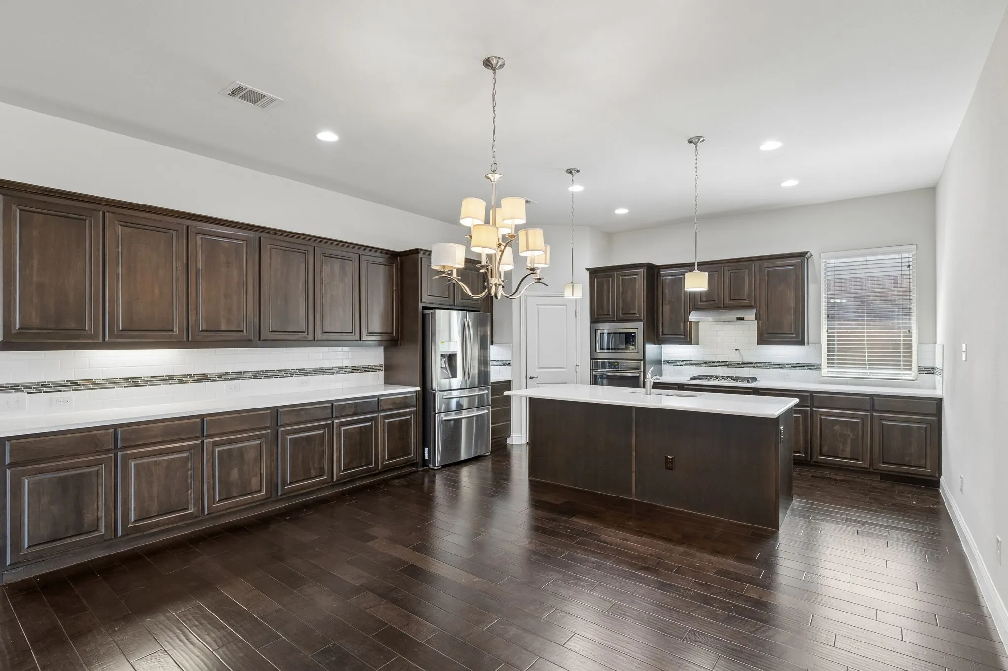 Single Family Residence For Sale in Collin County , 412 Smokebrush Street, Celina, Texas 75009, 4 Bedroom, 3 Bathroom, 2 Garage spaces, 2,359 Sqft, built in 2016, Price $460,000, mls#21283856, Real Estate Agent in Celina, Homes For Sale in Collin county, Homes For Sale in Celina, Realtor in Celina Texas, Real Estate Brokerage Independent Realty Texas, Luminita Cordes Realtor