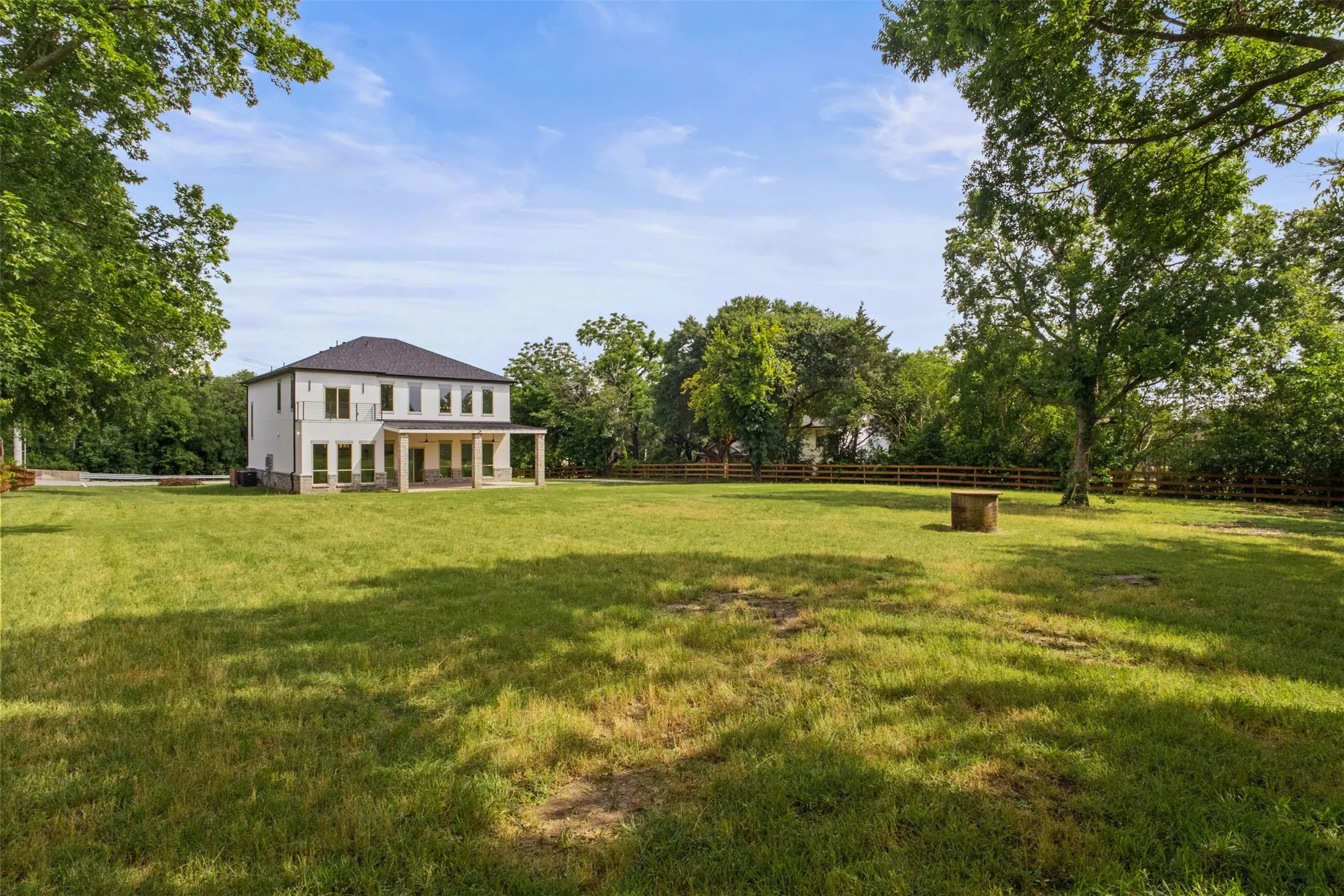Single Family Residence For Sale in Dallas County , 2605 Kirby Road, Rowlett, Texas 75088, 4 Bedroom, 3 Bathroom, Garage spaces, 3,885 Sqft, built in 2026, mls#21284762, Real Estate Agent in Rowlett, Homes For Sale in Dallas county, Homes For Sale in Rowlett, Realtor in Rowlett Texas, Real Estate Brokerage Independent Realty Texas, Luminita Cordes Realtor