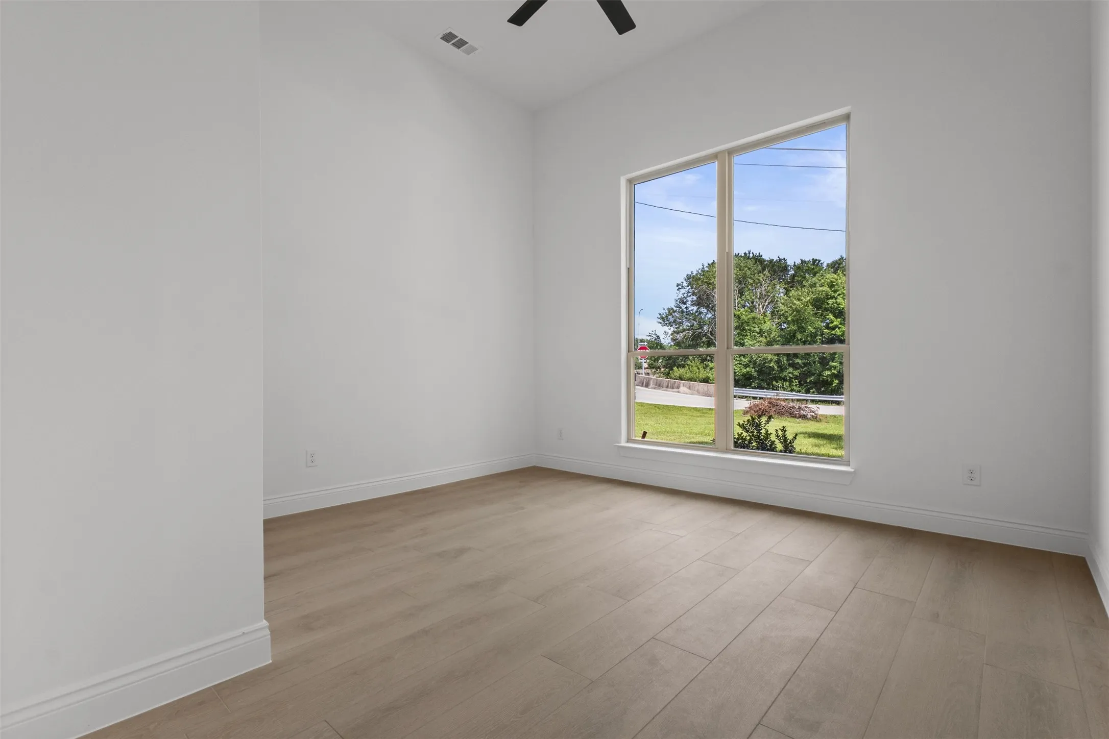 Single Family Residence For Sale in Dallas County , 2605 Kirby Road, Rowlett, Texas 75088, 4 Bedroom, 3 Bathroom, Garage spaces, 3,885 Sqft, built in 2026, mls#21284762, Real Estate Agent in Rowlett, Homes For Sale in Dallas county, Homes For Sale in Rowlett, Realtor in Rowlett Texas, Real Estate Brokerage Independent Realty Texas, Luminita Cordes Realtor