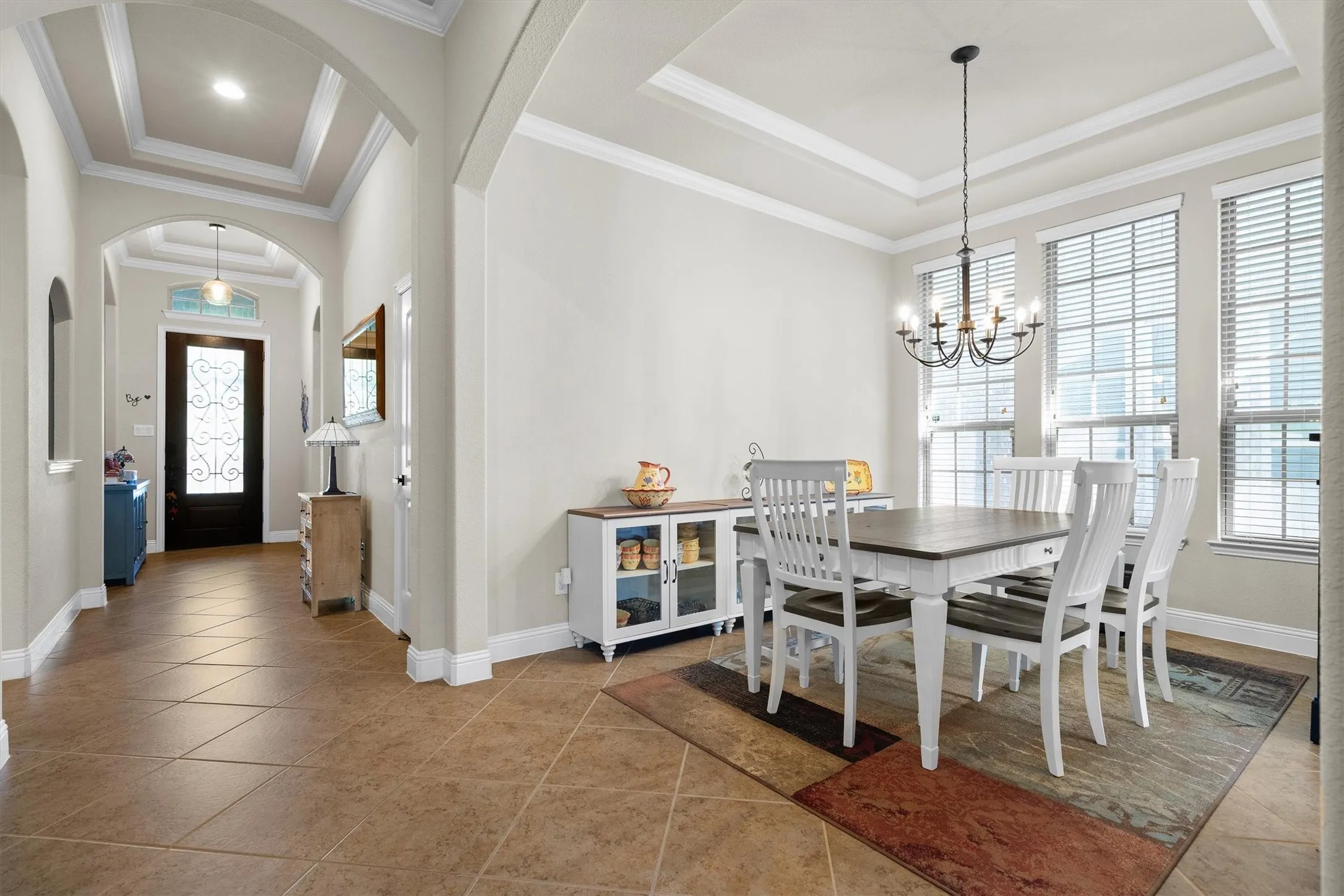 Single Family Residence For Sale in Tarrant County , 604 Satinwood Lane, Euless, Texas 76039, 3 Bedroom, 3 Bathroom, 2 Garage spaces, 2,040 Sqft, built in 2014, mls#21282802, Real Estate Agent in Euless, Homes For Sale in Tarrant county, Homes For Sale in Euless, Realtor in Euless Texas, Real Estate Brokerage Independent Realty Texas, Luminita Cordes Realtor