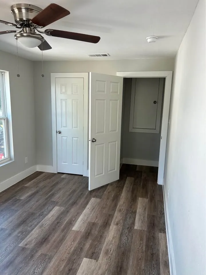 For Sale in Hunt County , 3415 Henry Street, Greenville, Texas 75401, 5 Bedrooms, 4 Bathrooms, 1 Garage spaces, 0 Sqft, built in 1950, Price $439,500, mls#21284862, Real Estate Agent in Greenville, Homes For Sale in Hunt county, Homes For Sale in Greenville, Realtor in Greenville Texas, Real Estate Brokerage Independent Realty Texas, Luminita Cordes Realtor