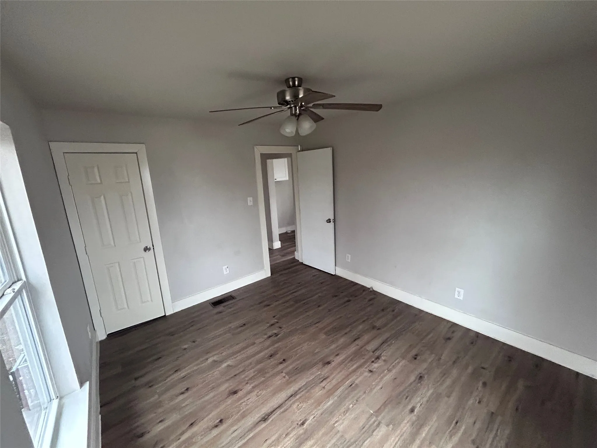 For Sale in Hunt County , 3415 Henry Street, Greenville, Texas 75401, 5 Bedrooms, 4 Bathrooms, 1 Garage spaces, 0 Sqft, built in 1950, Price $439,500, mls#21284862, Real Estate Agent in Greenville, Homes For Sale in Hunt county, Homes For Sale in Greenville, Realtor in Greenville Texas, Real Estate Brokerage Independent Realty Texas, Luminita Cordes Realtor