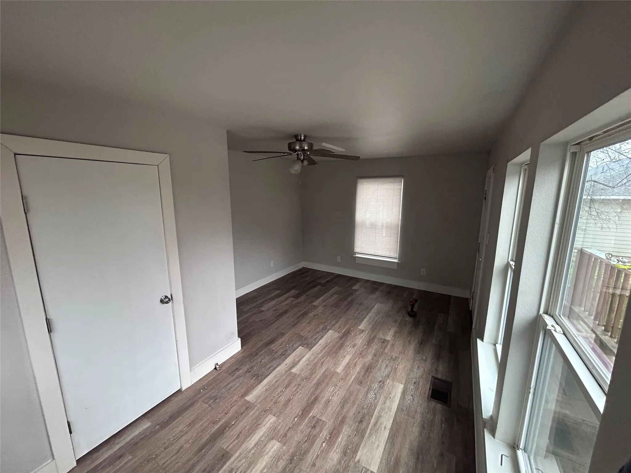 For Sale in Hunt County , 3415 Henry Street, Greenville, Texas 75401, 5 Bedrooms, 4 Bathrooms, 1 Garage spaces, 0 Sqft, built in 1950, Price $439,500, mls#21284862, Real Estate Agent in Greenville, Homes For Sale in Hunt county, Homes For Sale in Greenville, Realtor in Greenville Texas, Real Estate Brokerage Independent Realty Texas, Luminita Cordes Realtor