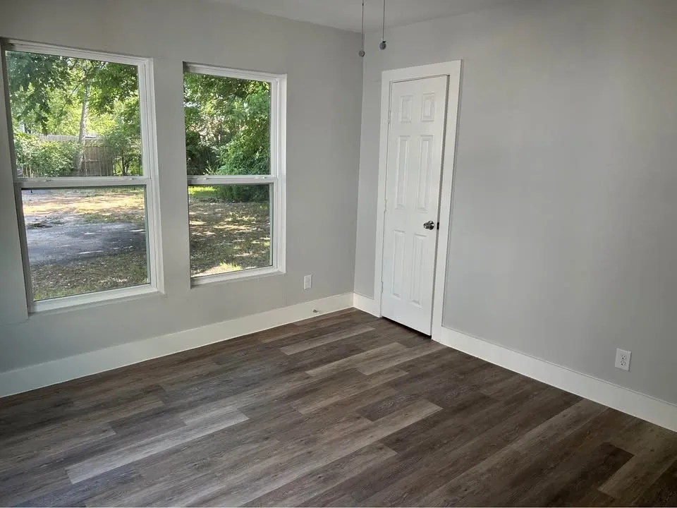 For Sale in Hunt County , 3415 Henry Street, Greenville, Texas 75401, 5 Bedrooms, 4 Bathrooms, 1 Garage spaces, 0 Sqft, built in 1950, Price $439,500, mls#21284862, Real Estate Agent in Greenville, Homes For Sale in Hunt county, Homes For Sale in Greenville, Realtor in Greenville Texas, Real Estate Brokerage Independent Realty Texas, Luminita Cordes Realtor