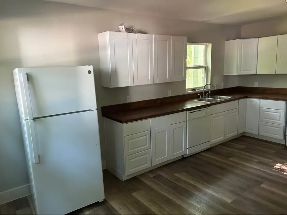 For Sale in Hunt County , 3415 Henry Street, Greenville, Texas 75401, 5 Bedrooms, 4 Bathrooms, 1 Garage spaces, 0 Sqft, built in 1950, Price $439,500, mls#21284862, Real Estate Agent in Greenville, Homes For Sale in Hunt county, Homes For Sale in Greenville, Realtor in Greenville Texas, Real Estate Brokerage Independent Realty Texas, Luminita Cordes Realtor