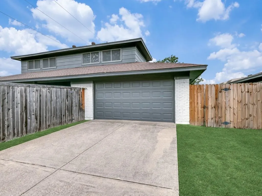 Duplex For Sale in Dallas County , 100 Trellis Place, Richardson, Texas 75081, 6 Bedrooms, 6 Bathrooms, 4 Garage spaces, 0 Sqft, built in 1974, Price $620,000, mls#21285203, Real Estate Agent in Richardson, Homes For Sale in Dallas county, Homes For Sale in Richardson, Realtor in Richardson Texas, Real Estate Brokerage Independent Realty Texas, Luminita Cordes Realtor